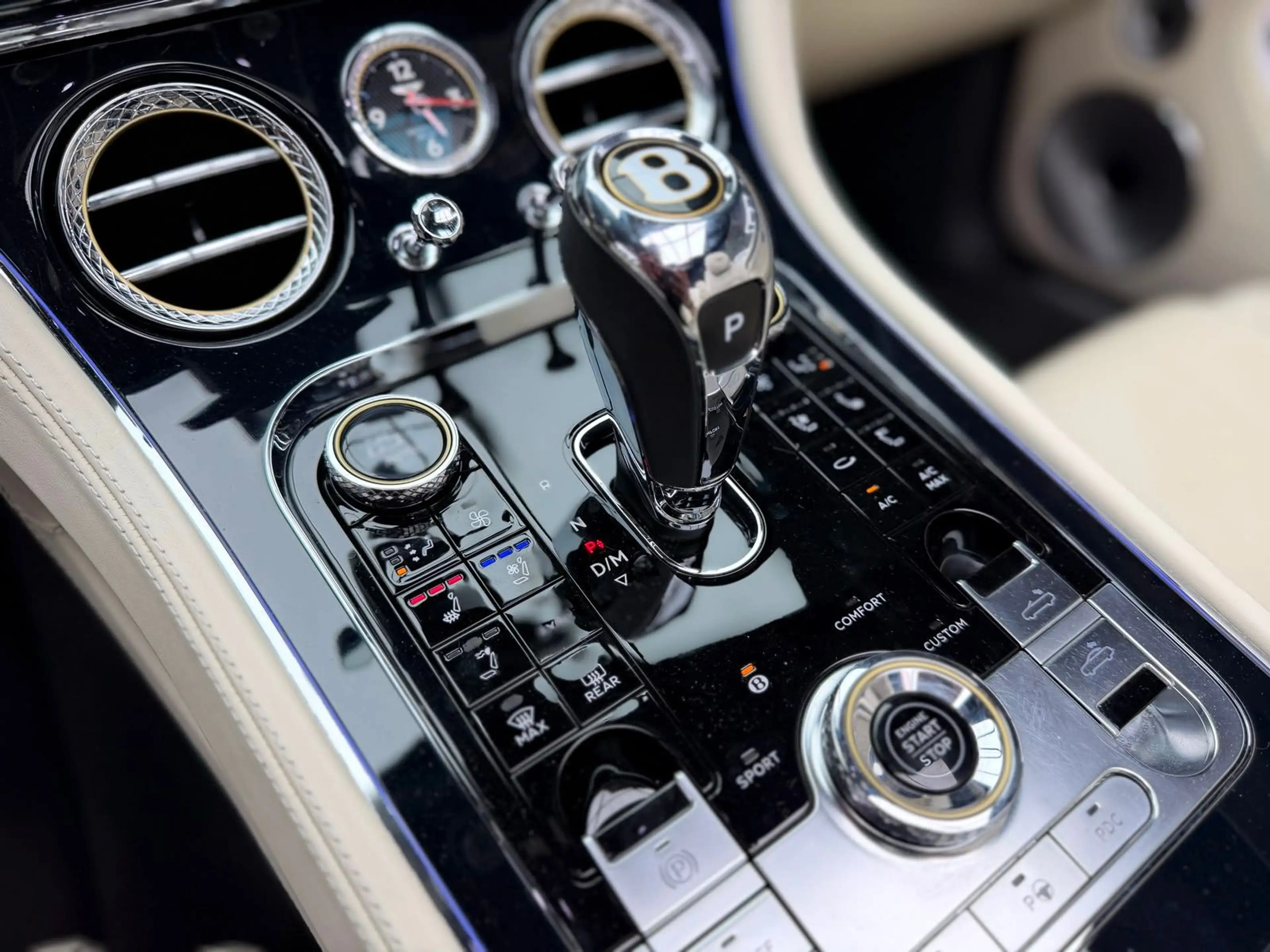 Bentley Continental GTC /FIRST EDITION/B&O/HUD/22'' — photo 13