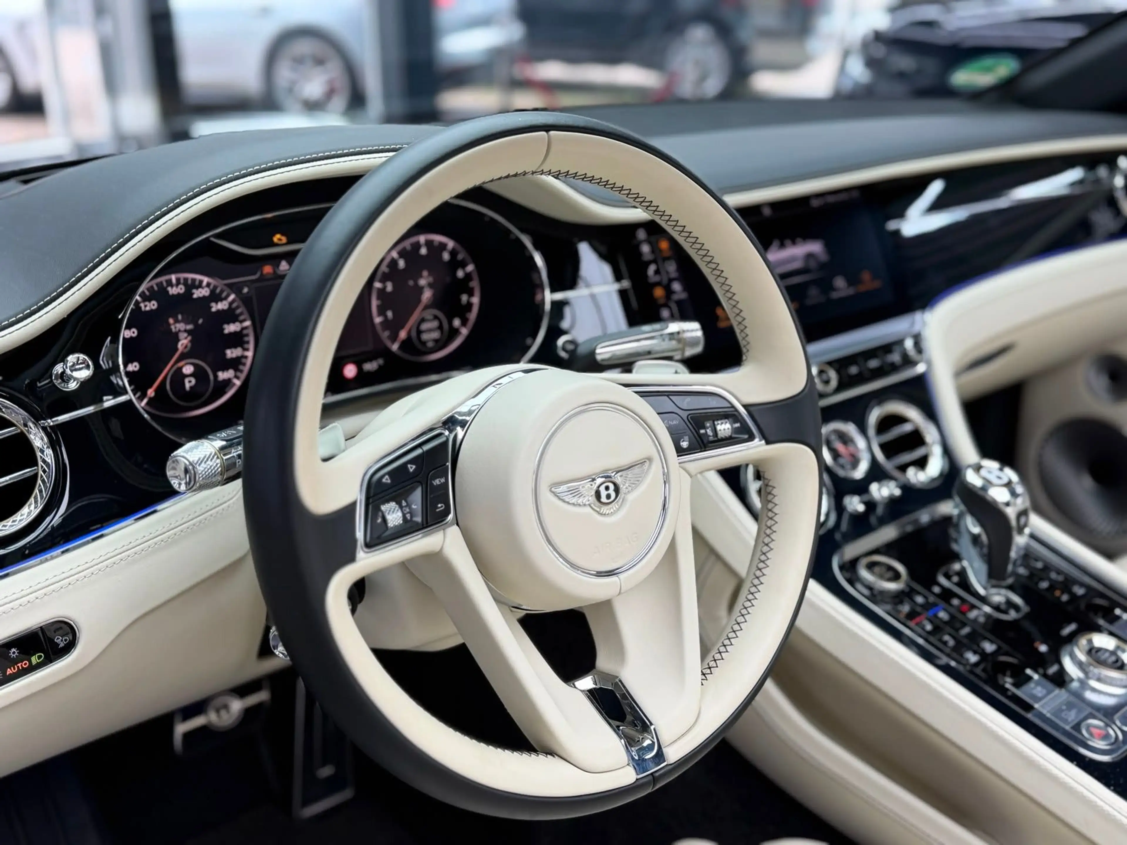 Bentley Continental GTC /FIRST EDITION/B&O/HUD/22'' — photo 12