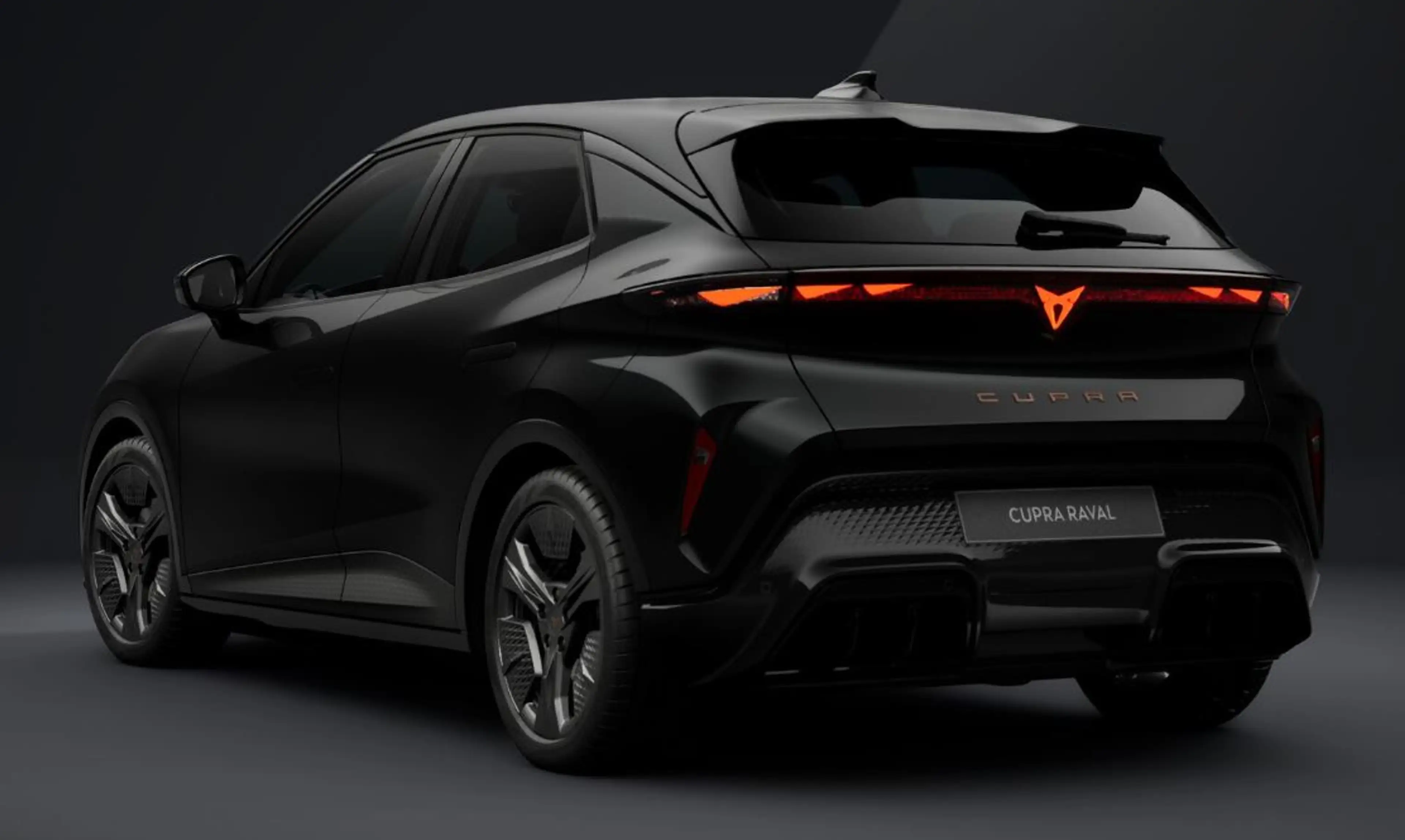 CUPRA Raval Essential 39 kWh 326 km range - dit jaar rijden — photo 3