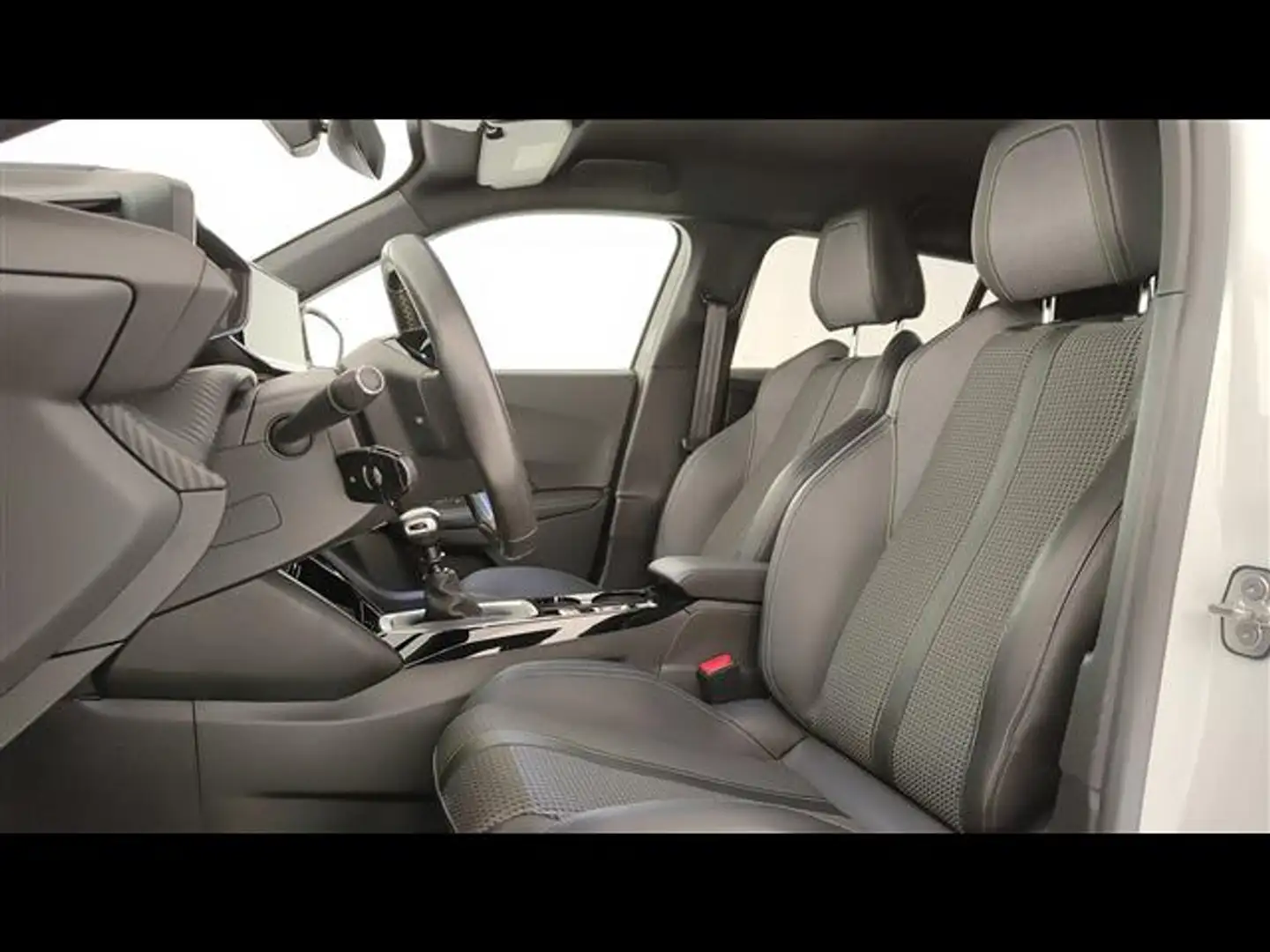 Peugeot 2008 1.2 puretech GT s&s 130cv Bianco - 2