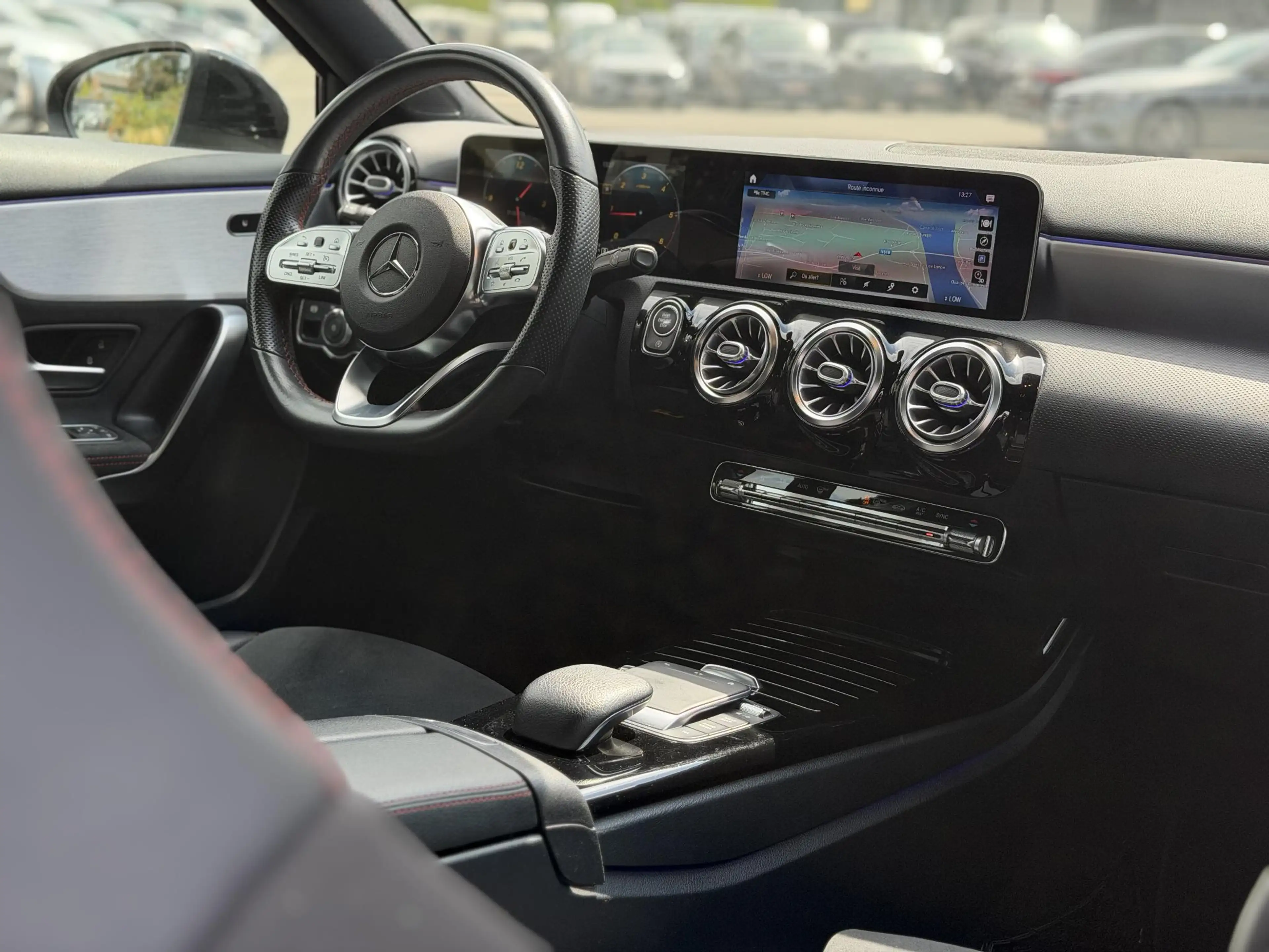 Mercedes-Benz A 180 A d AMG Line — photo 3