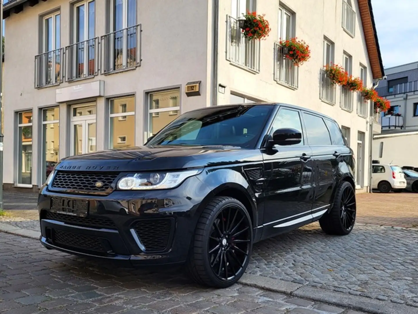 Land Rover Range Rover Sport 3.0 SDV6 HSE PANO LUFT MTXLED Schwarz - 1