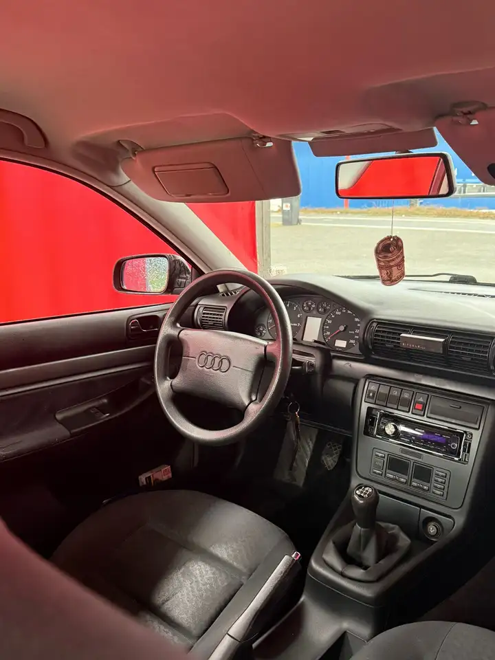 Audi A4 1.6, foto 5