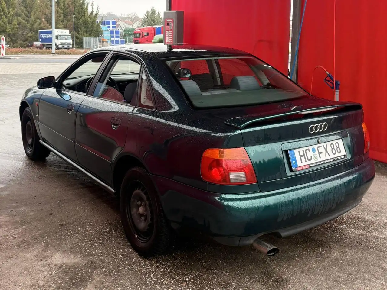 Audi A4 1.6, foto 1