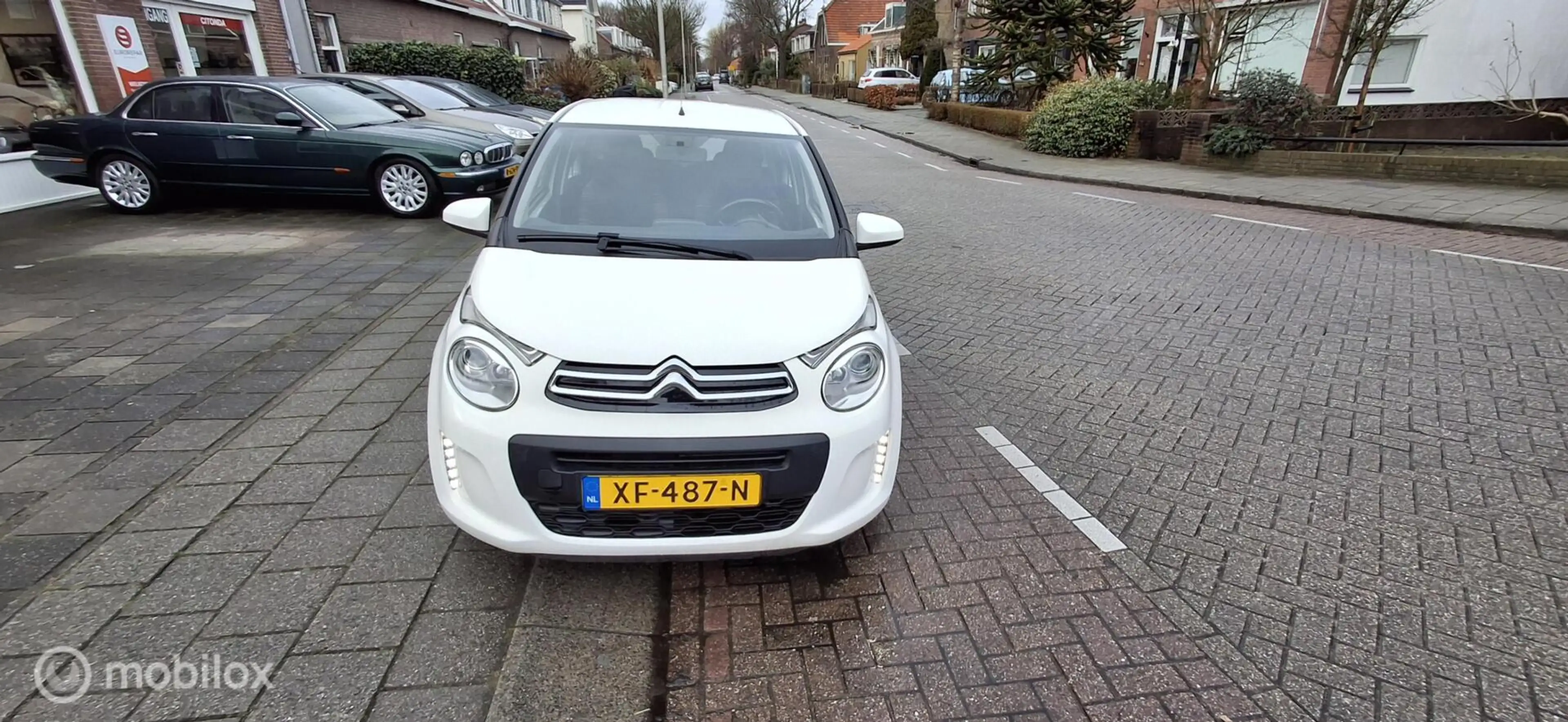 Citroen C1 1.0 VTi Feel — photo 2