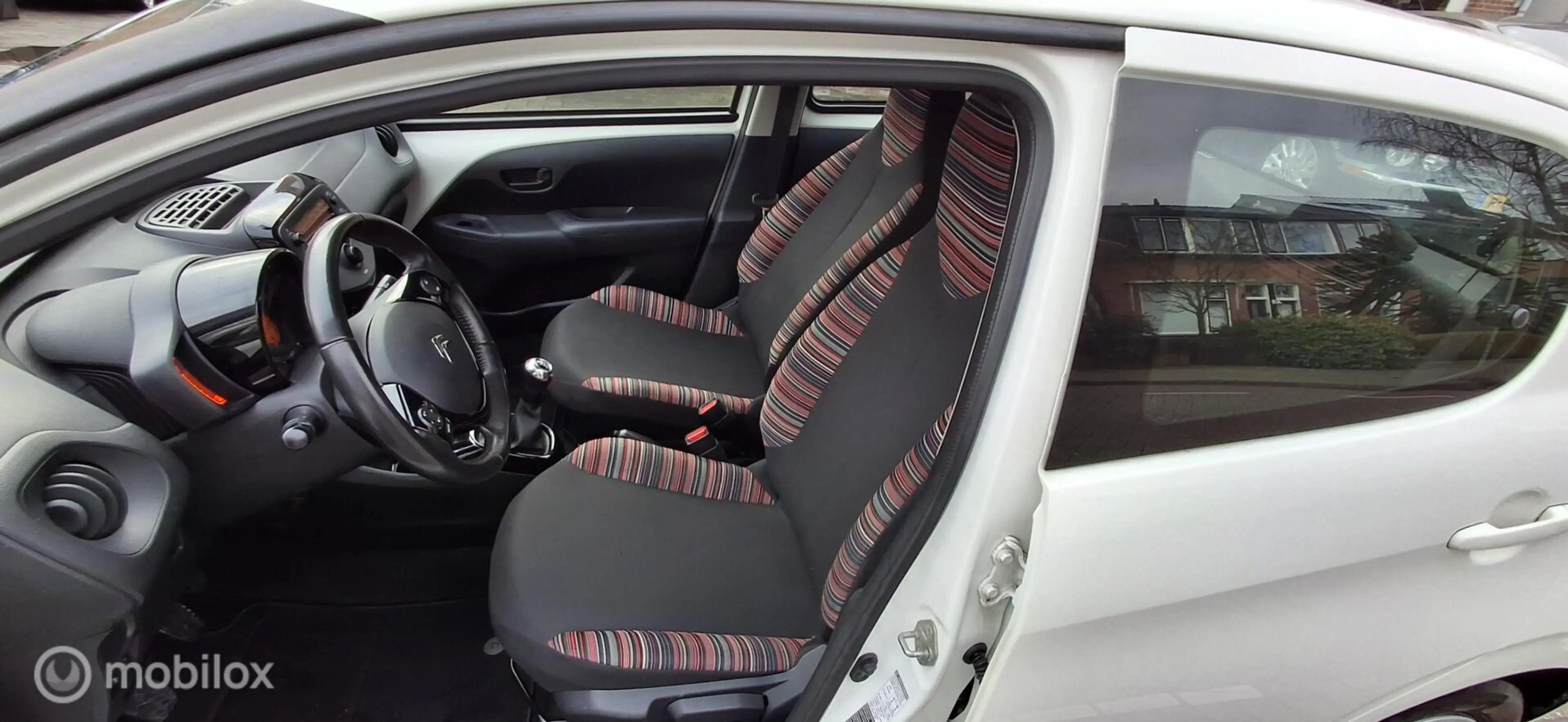 Citroen C1 1.0 VTi Feel — photo 9