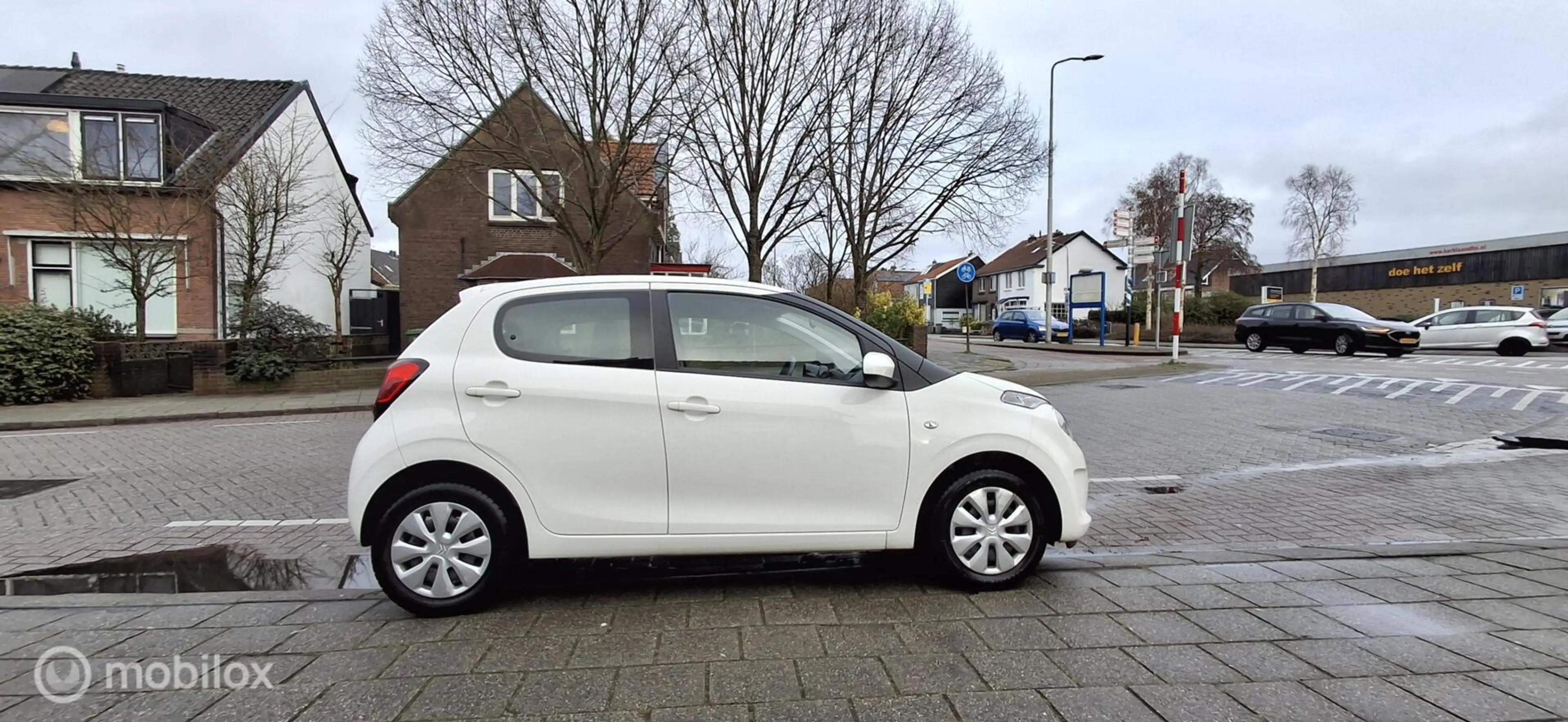 Citroen C1 1.0 VTi Feel — photo 4