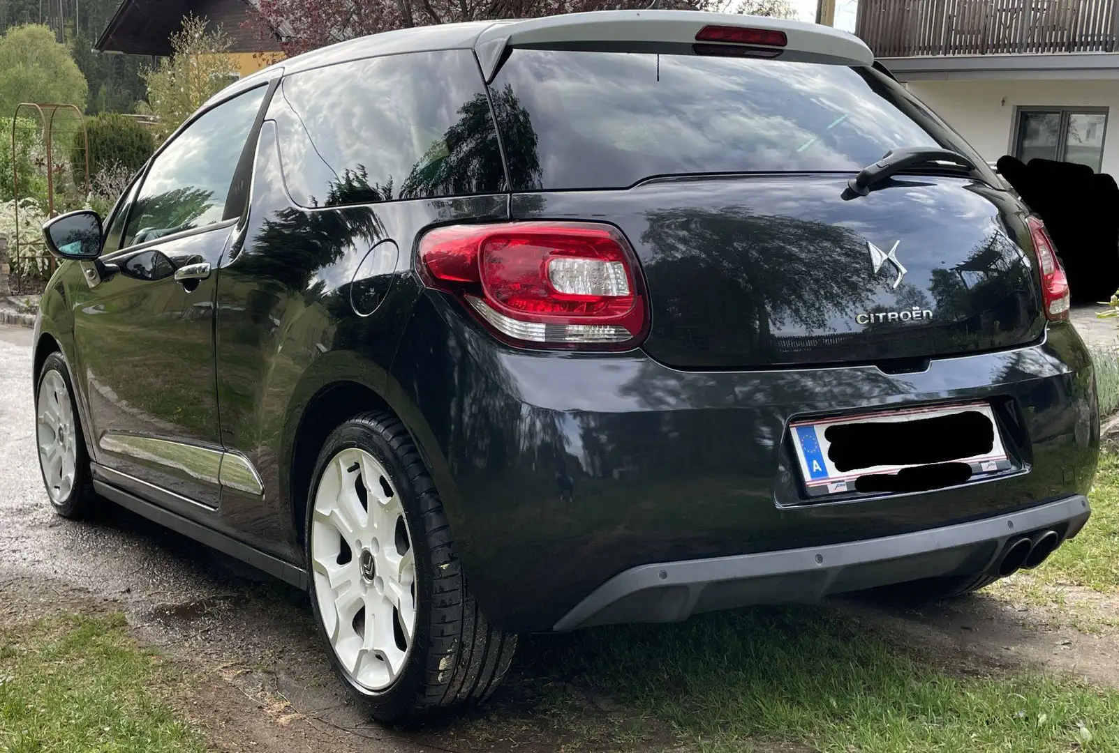 Citroen DS3 DS3 1,6 16V VTi So Chic Airdream Schwarz - 2