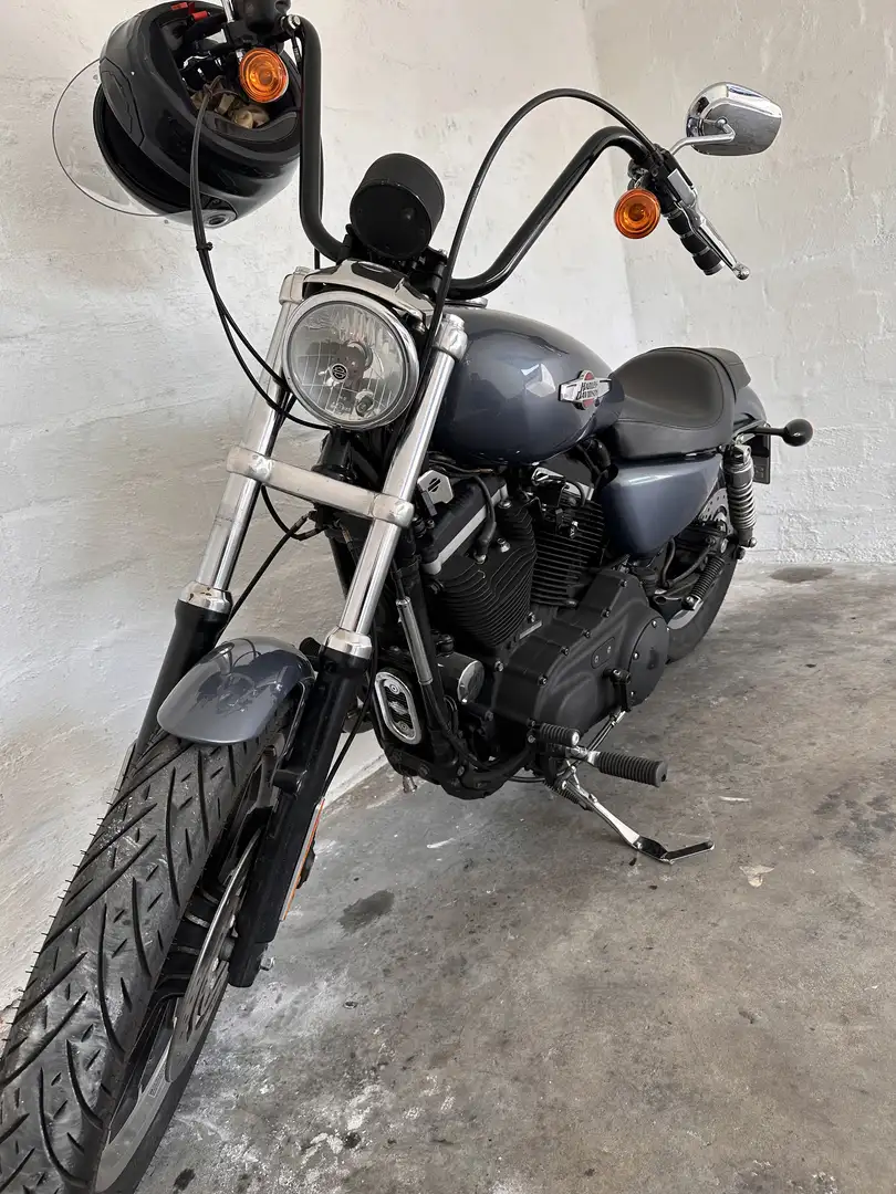 Harley-Davidson Sportster XL 883 - 1
