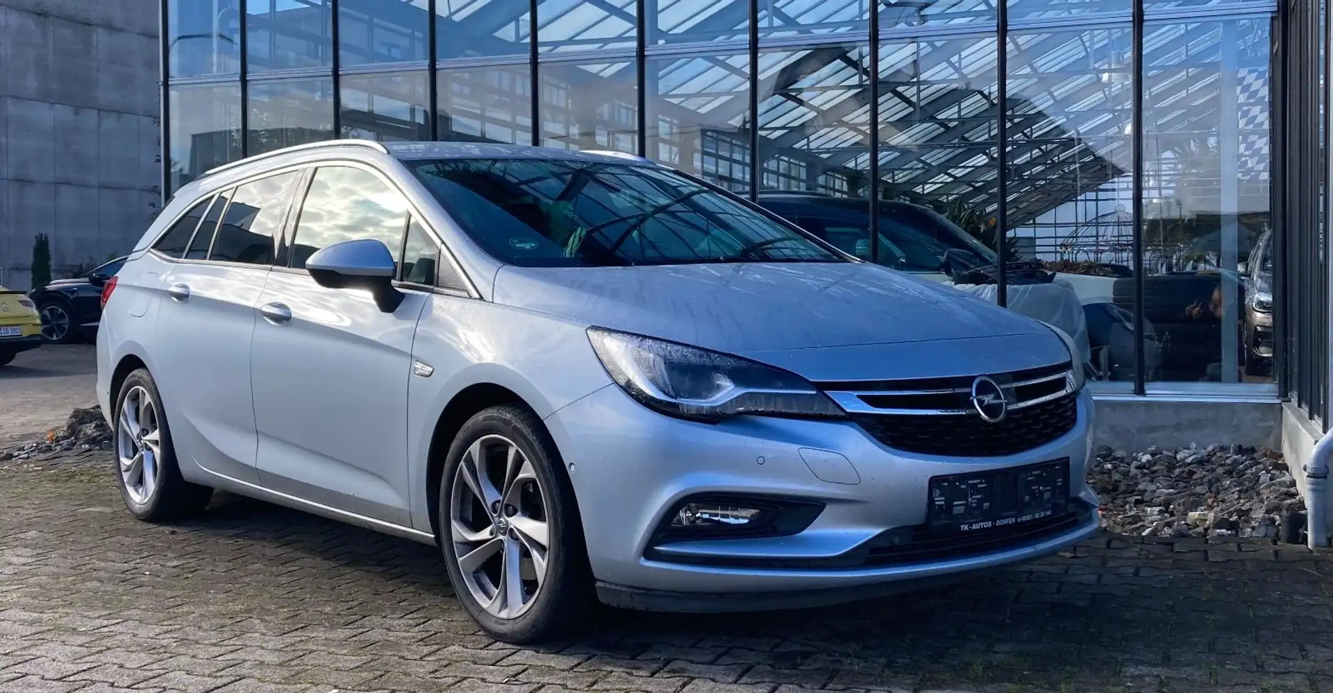 Opel Astra K Sports Tourer Innovation Navi AHK Kamera Argent - 1
