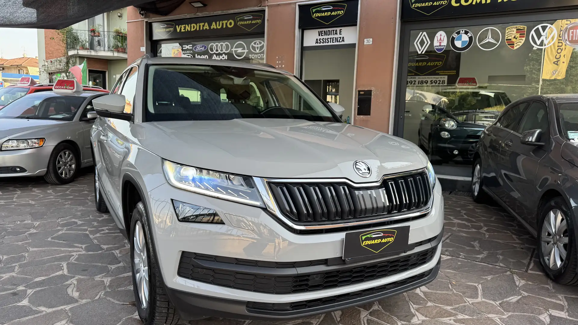 Skoda Kodiaq 1.5 tsi S-Tech dsg 7 posti pari a nuova 58000 km Grigio - 2