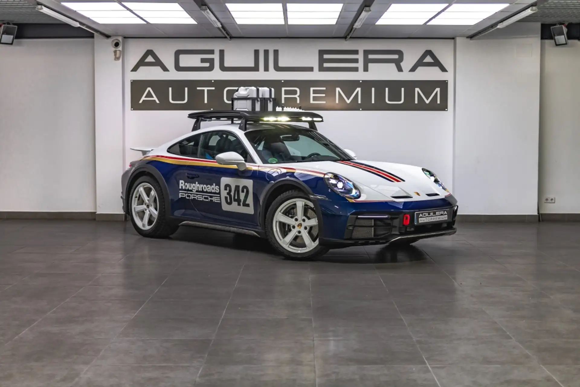 포르쉐 911 Dakar 2024 블루 사진 1