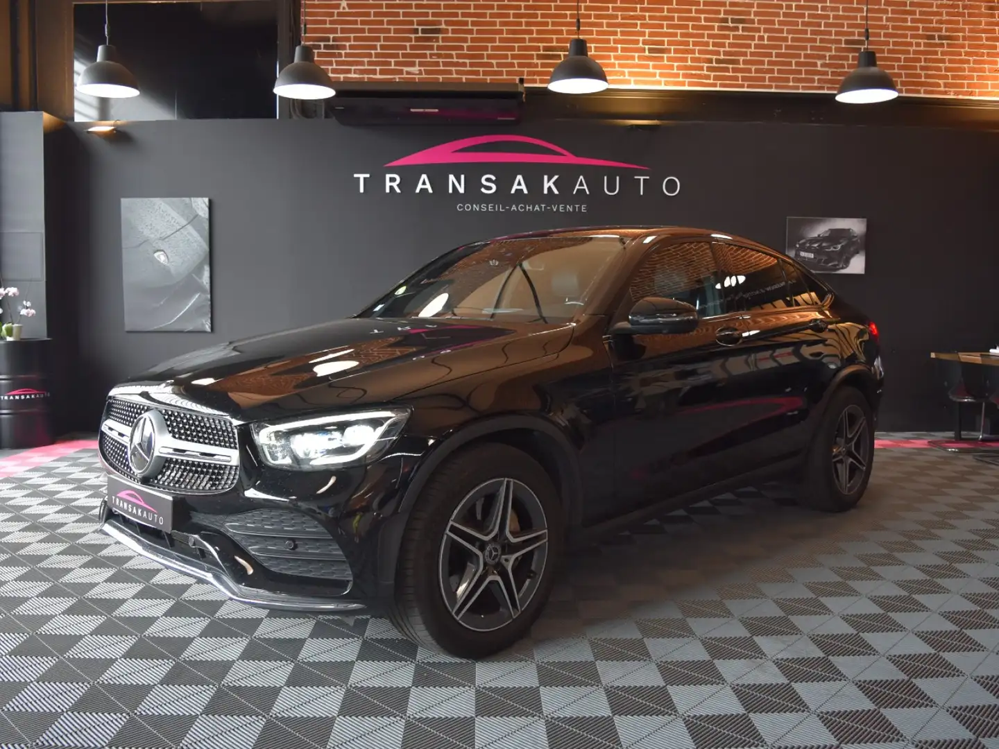 Mercedes-Benz G AMG Line Negru - 1