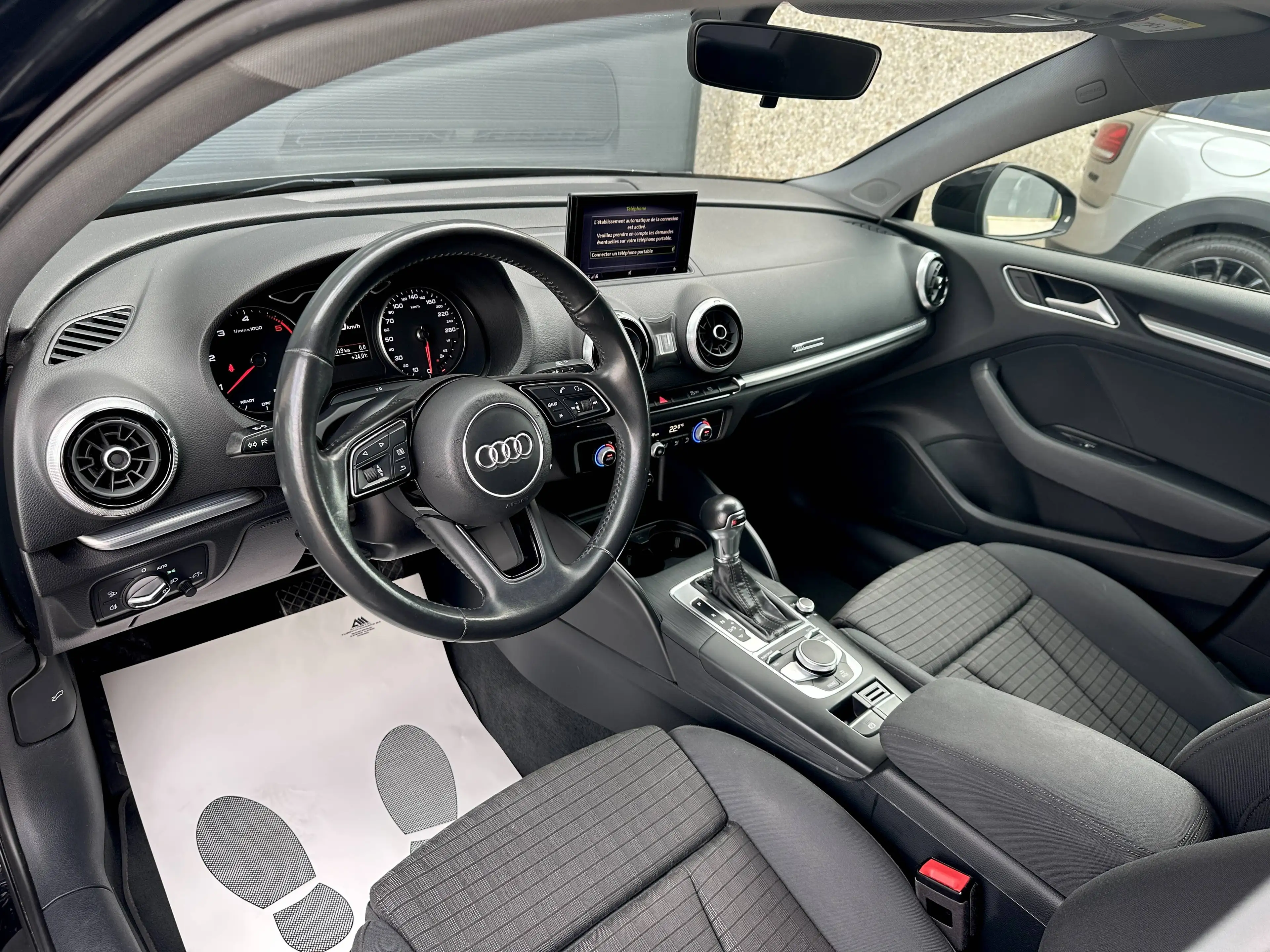 Audi A3 30 TDi S-Tronic / S-Line / XENON / GPS / Garantie — photo 9
