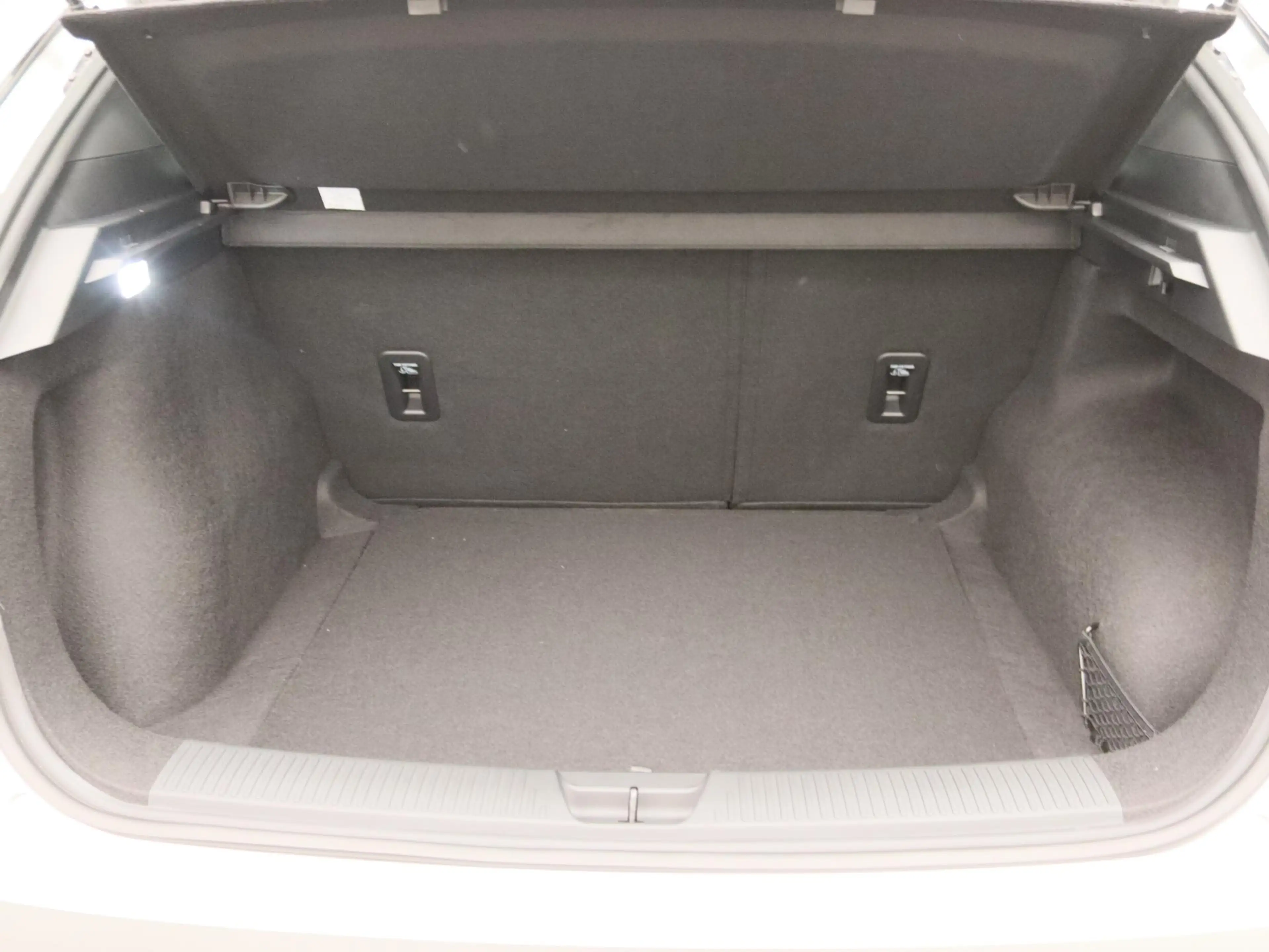 MG MG4 Electric Standard 51 kWh | Apple Carplay/Android A — photo 12