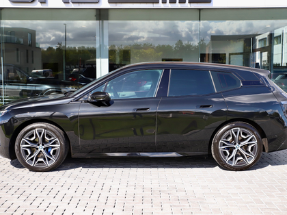 BMW iX xDrive40 -PANO-CAMERA-HUD-TREKHAAK--