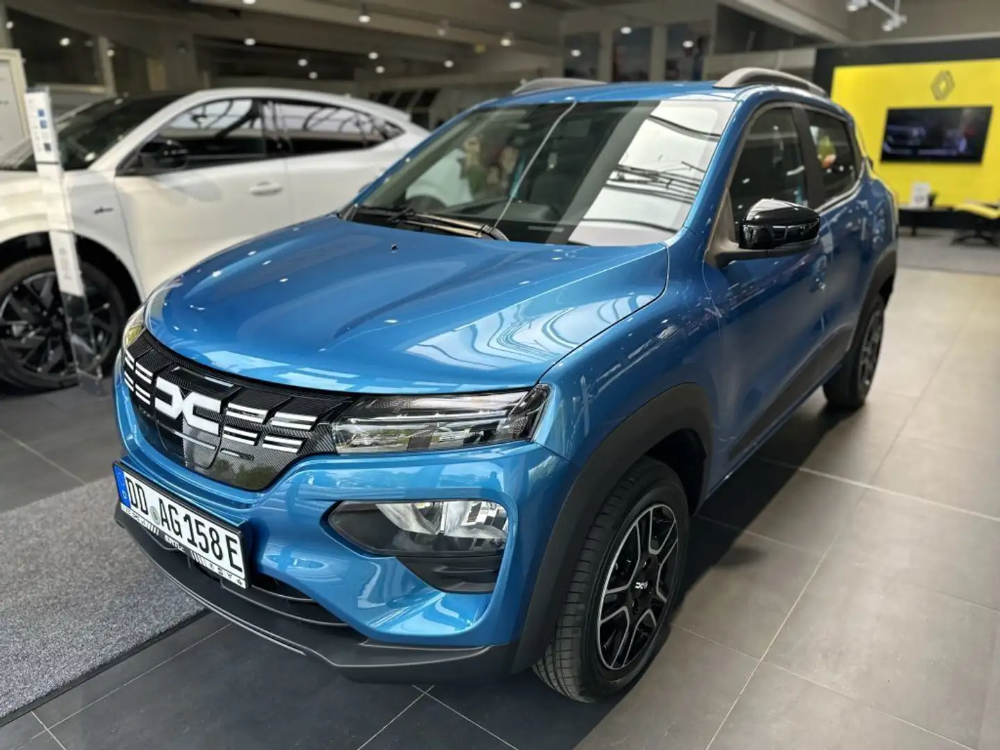 Dacia Spring Essential ABS Fahrerairbag Beifahrerairbag Blau - 1