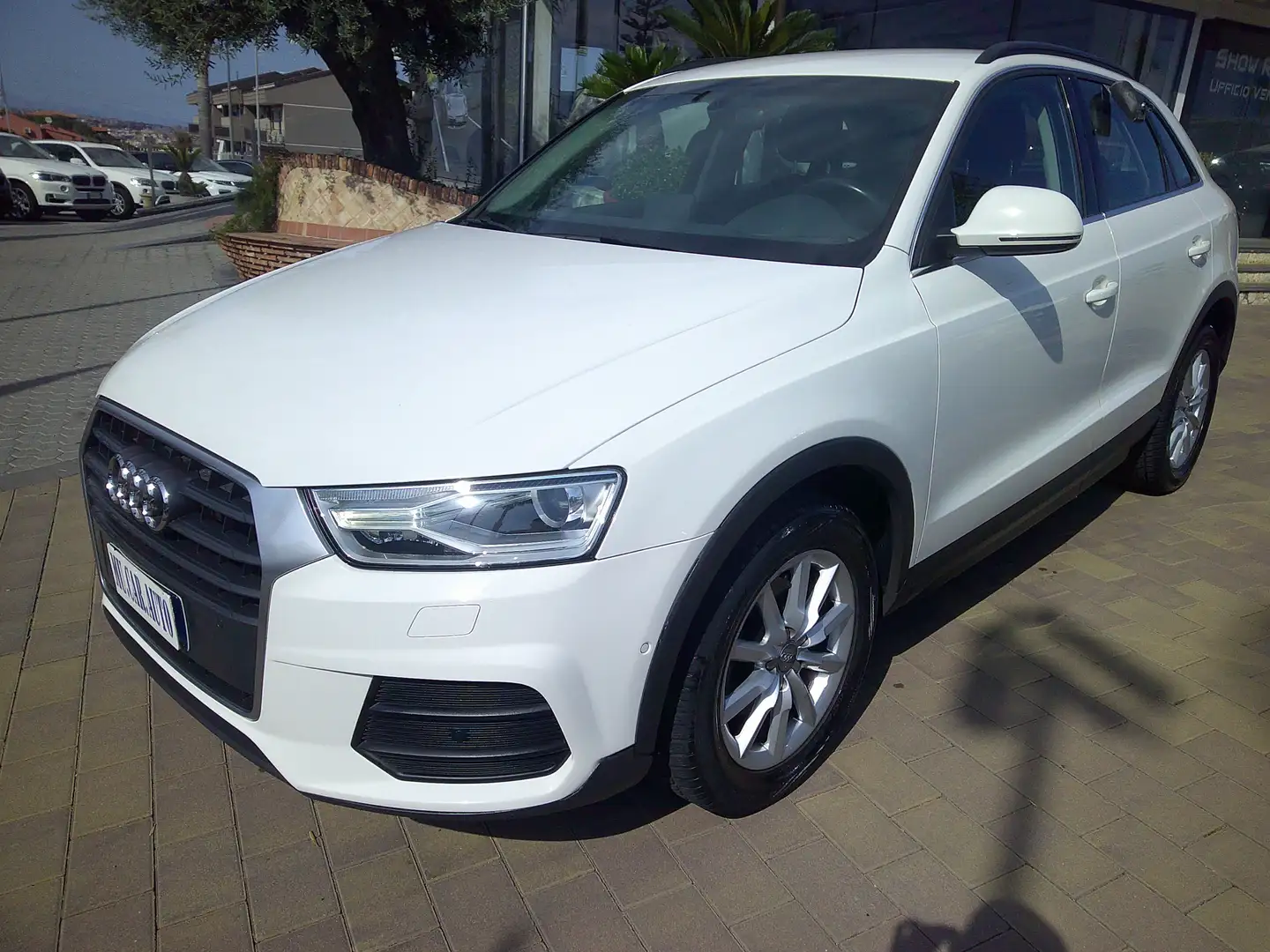 Audi Q3 Q3 2.0 tdi Sport 120cv s-tronic Bianco - 1