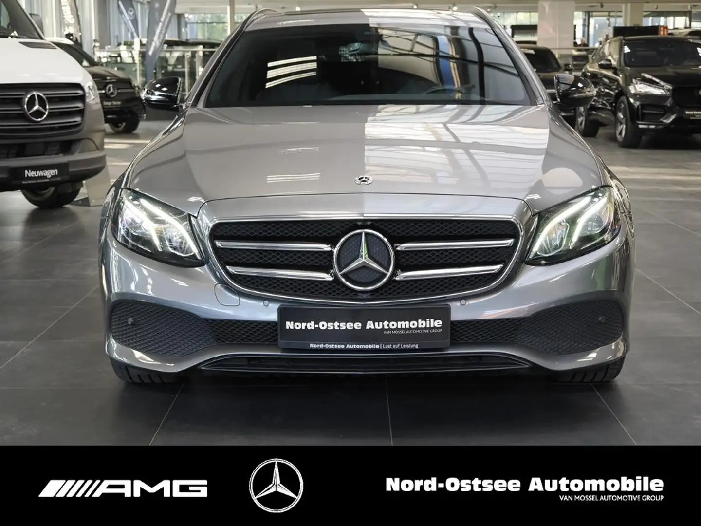 Mercedes-Benz E 200 T AVANTGARDE TOTWINKEL KAMERA NIGHT LED Gris - 2