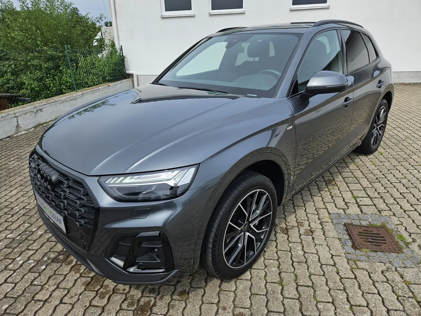 Audi Q5 S line 50TDI qu. tiptr. ACC AHK KAM MATRIX Grau - 2