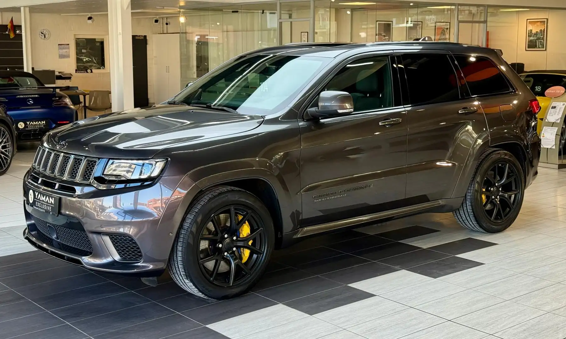 Jeep Grand Cherokee 6.2 V8 Trackhawk*Pano*H&K*MwSt* Grau - 2