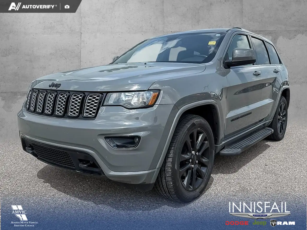 Jeep Grand Cherokee photo Jeep Grand Cherokee