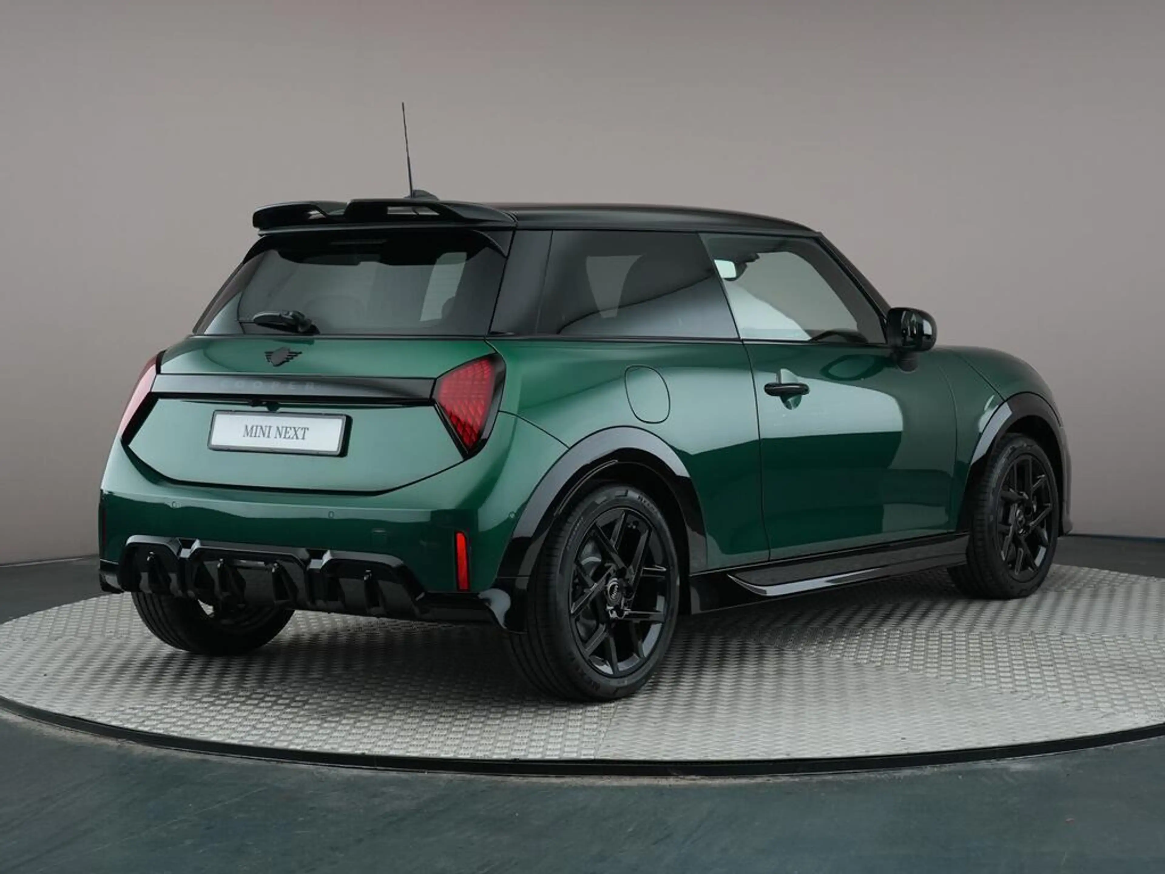 MINI Cooper C 3-Deurs | Pakket M + John Cooper Works Uitvoering — photo 2