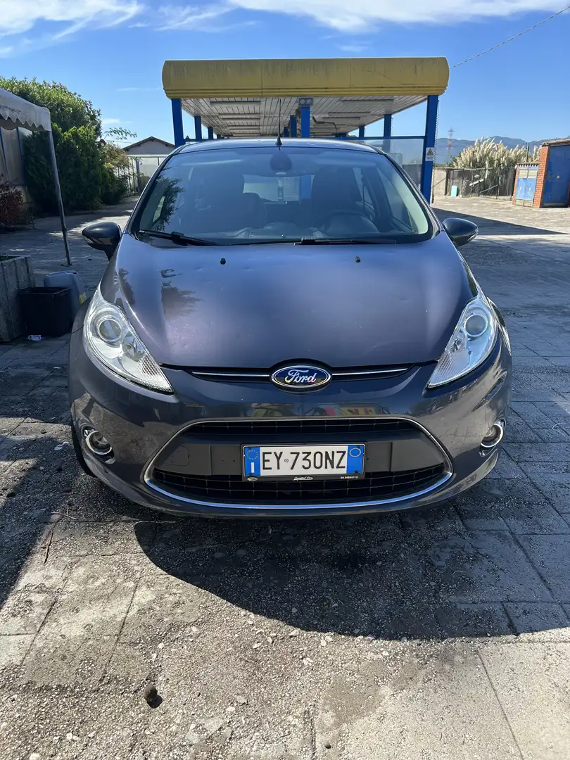 Ford Fiesta 5p 1.8 tddi Ghia - 2