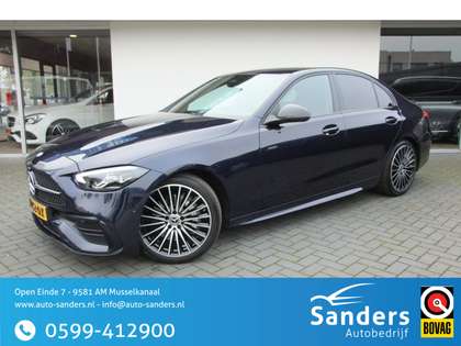 Mercedes-Benz C 180 AMG Line / Camera/ Stoelverwarming/ 19 inch/ NL au