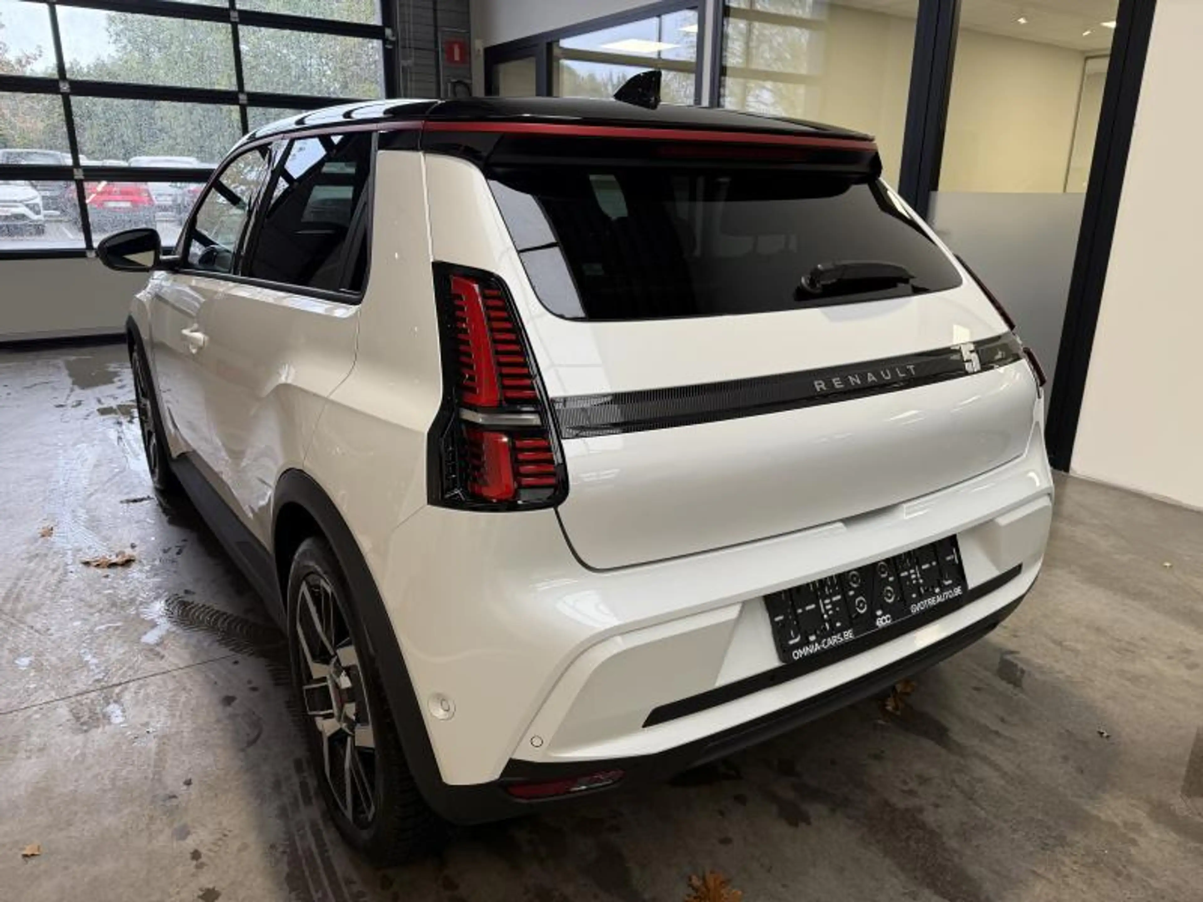 Renault R 5 Techno - DISPO 25/04/27 — photo 6