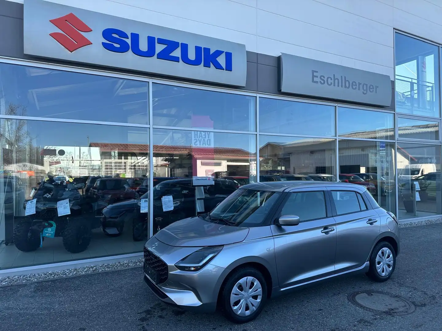 Suzuki Swift 1.2 Dualjet Mild-Hybrid Club 1.2 Liter Orange - 1