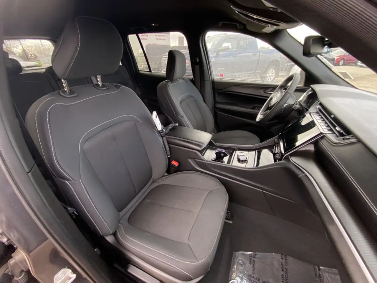 Jeep Grand Cherokee снимка Jeep Grand Cherokee