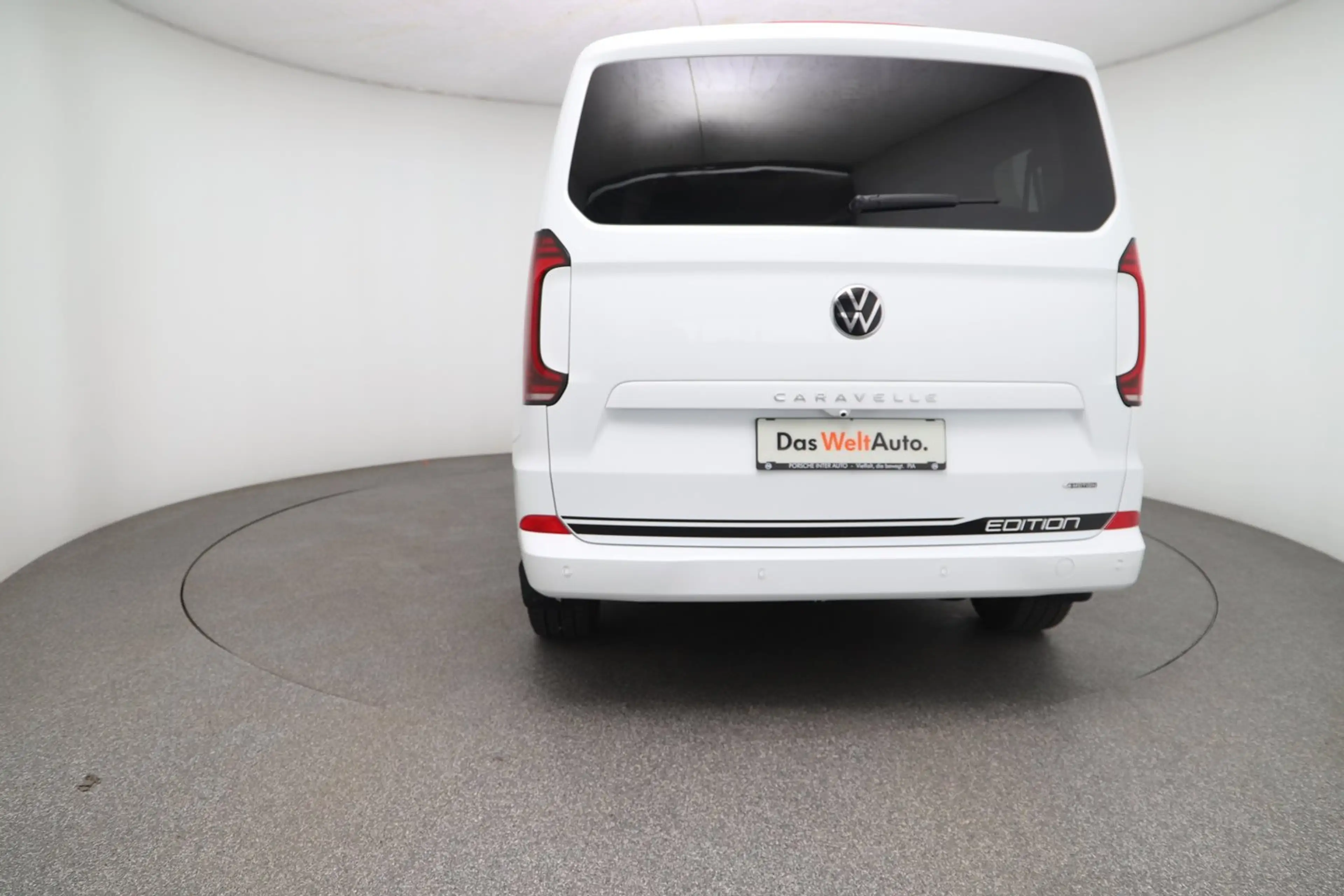 Volkswagen T7 Caravelle VW T7 Caravelle Edition TDI 4MOTION — photo 4