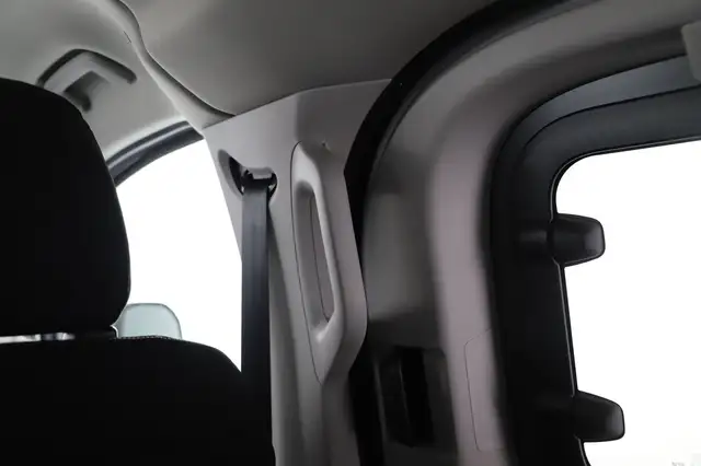 Volkswagen T7 Caravelle VW T7 Caravelle Edition TDI 4MOTION Ansicht 30