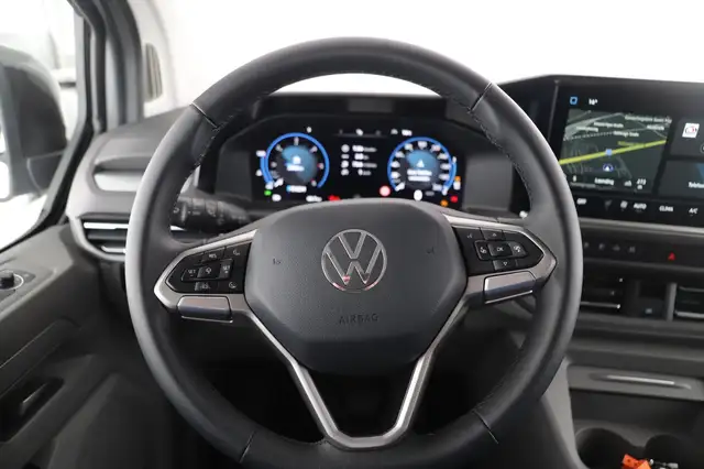 Volkswagen T7 Caravelle VW T7 Caravelle Edition TDI 4MOTION Ansicht 38