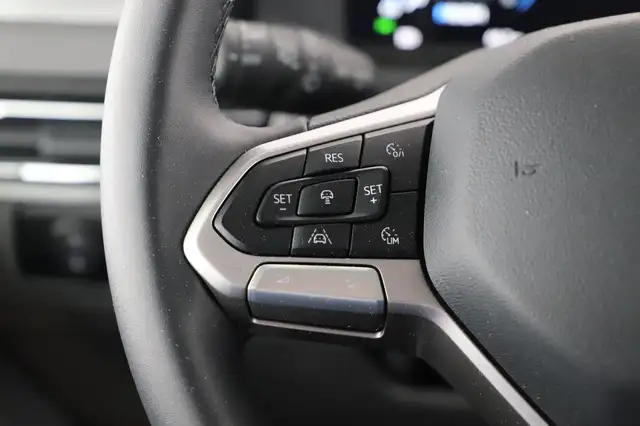 Volkswagen T7 Caravelle VW T7 Caravelle Edition TDI 4MOTION Ansicht 39