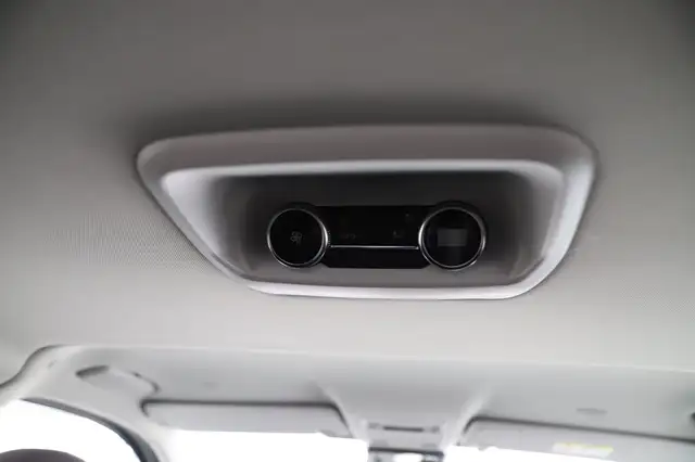 Volkswagen T7 Caravelle VW T7 Caravelle Edition TDI 4MOTION Ansicht 34