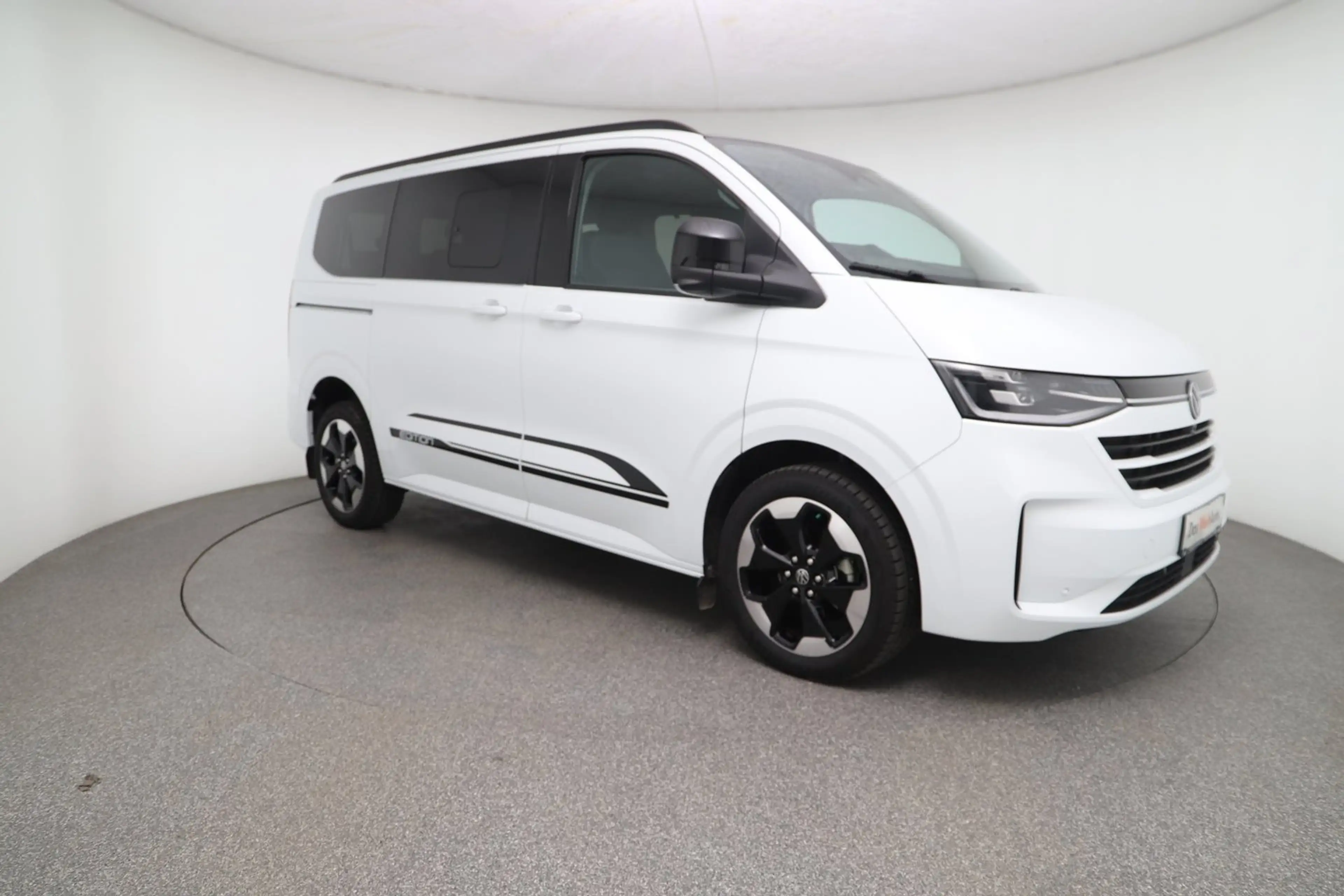 Volkswagen T7 Caravelle VW T7 Caravelle Edition TDI 4MOTION — photo 7