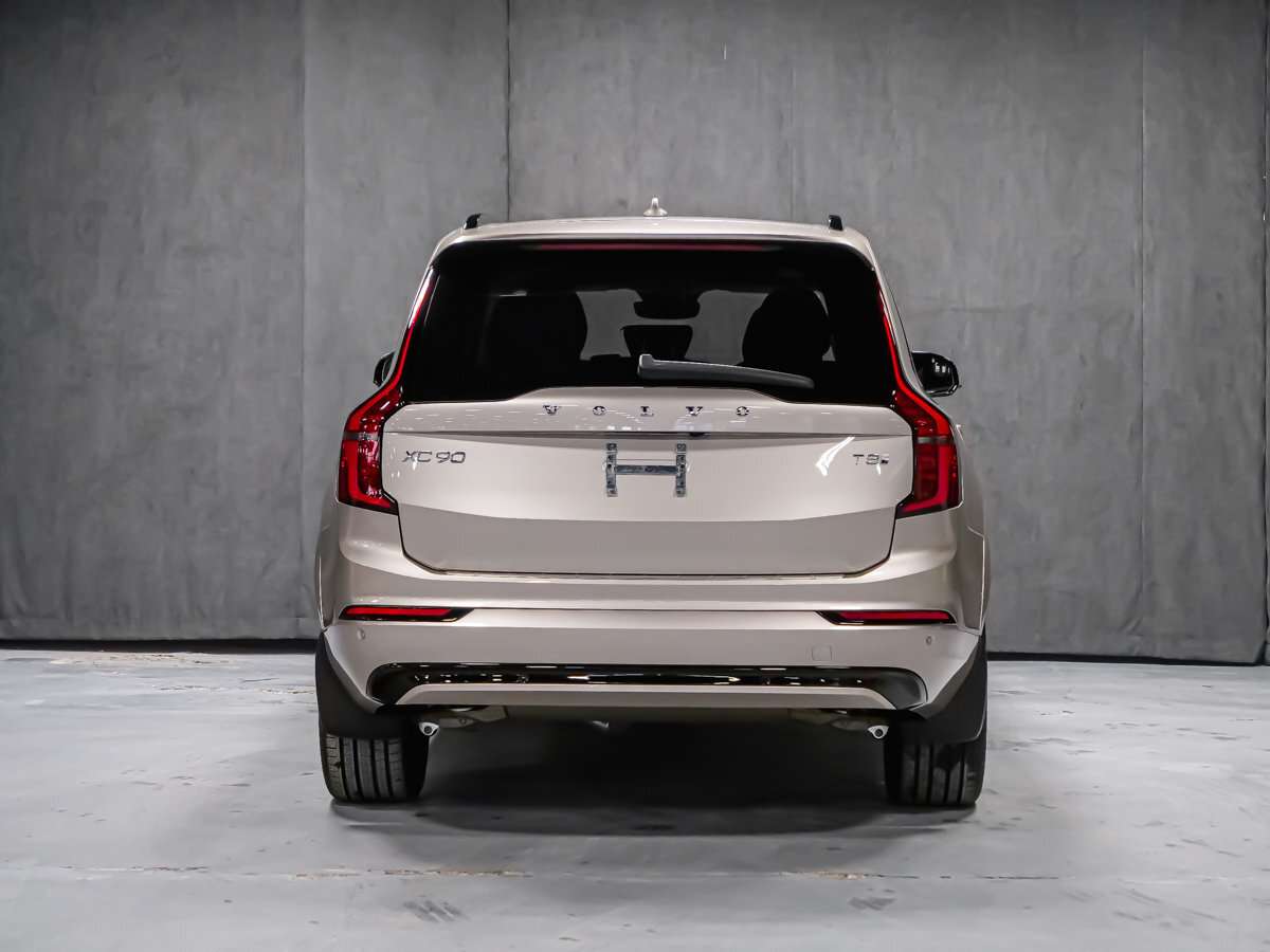 2026 Volvo XC90 Plus 7-Seater (Dark Theme) thumb 6