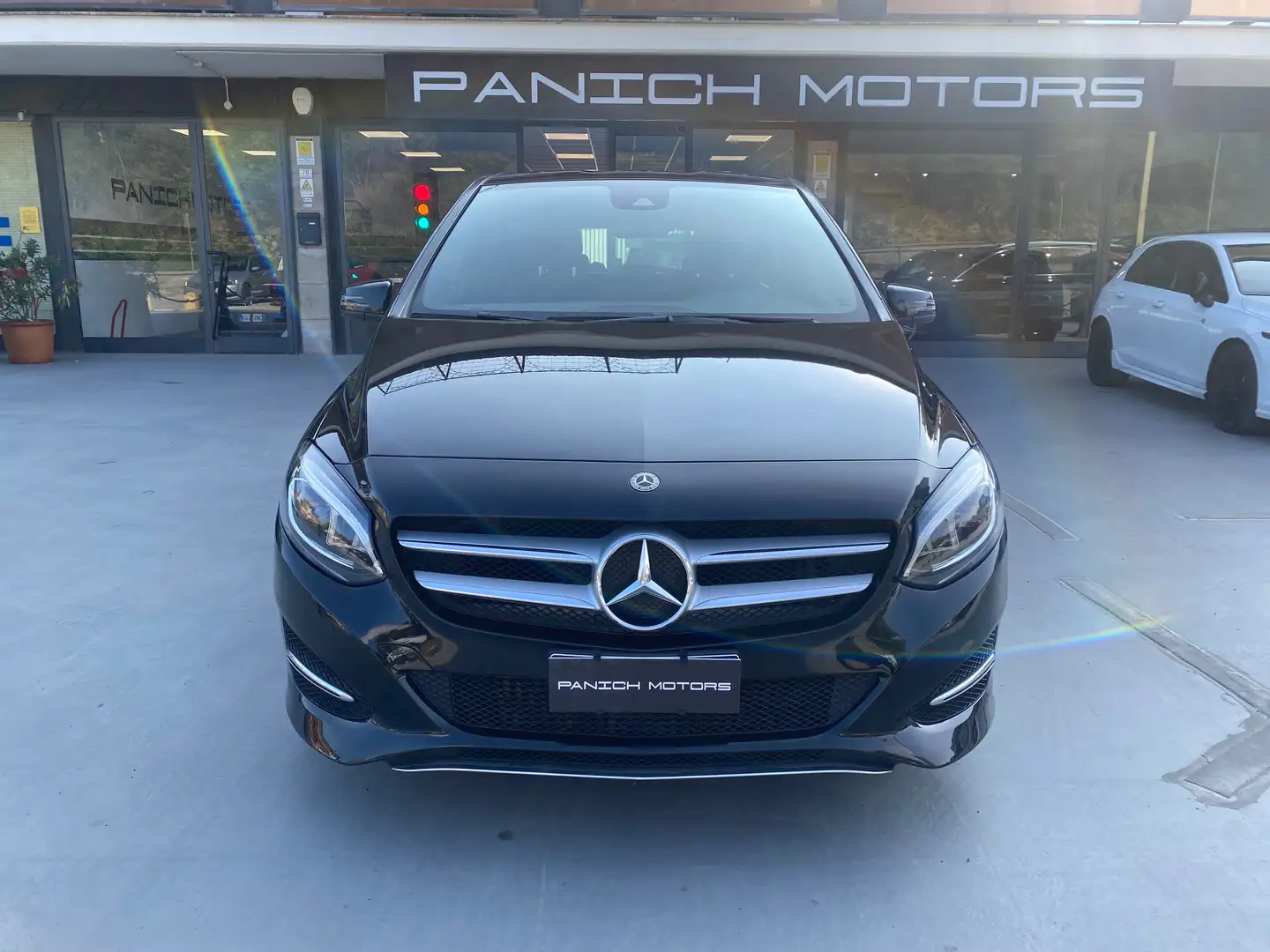 Mercedes-Benz B 180 B 180 d Sport Tech auto Noir - 2