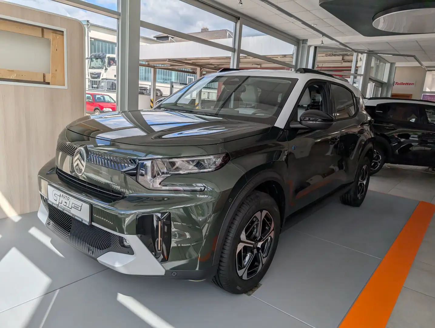 Citroen C3 Aircross Elektromotor 113 MAX *Winter Paket* Groen - 1