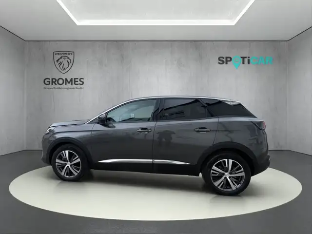 Peugeot 3008 view 6