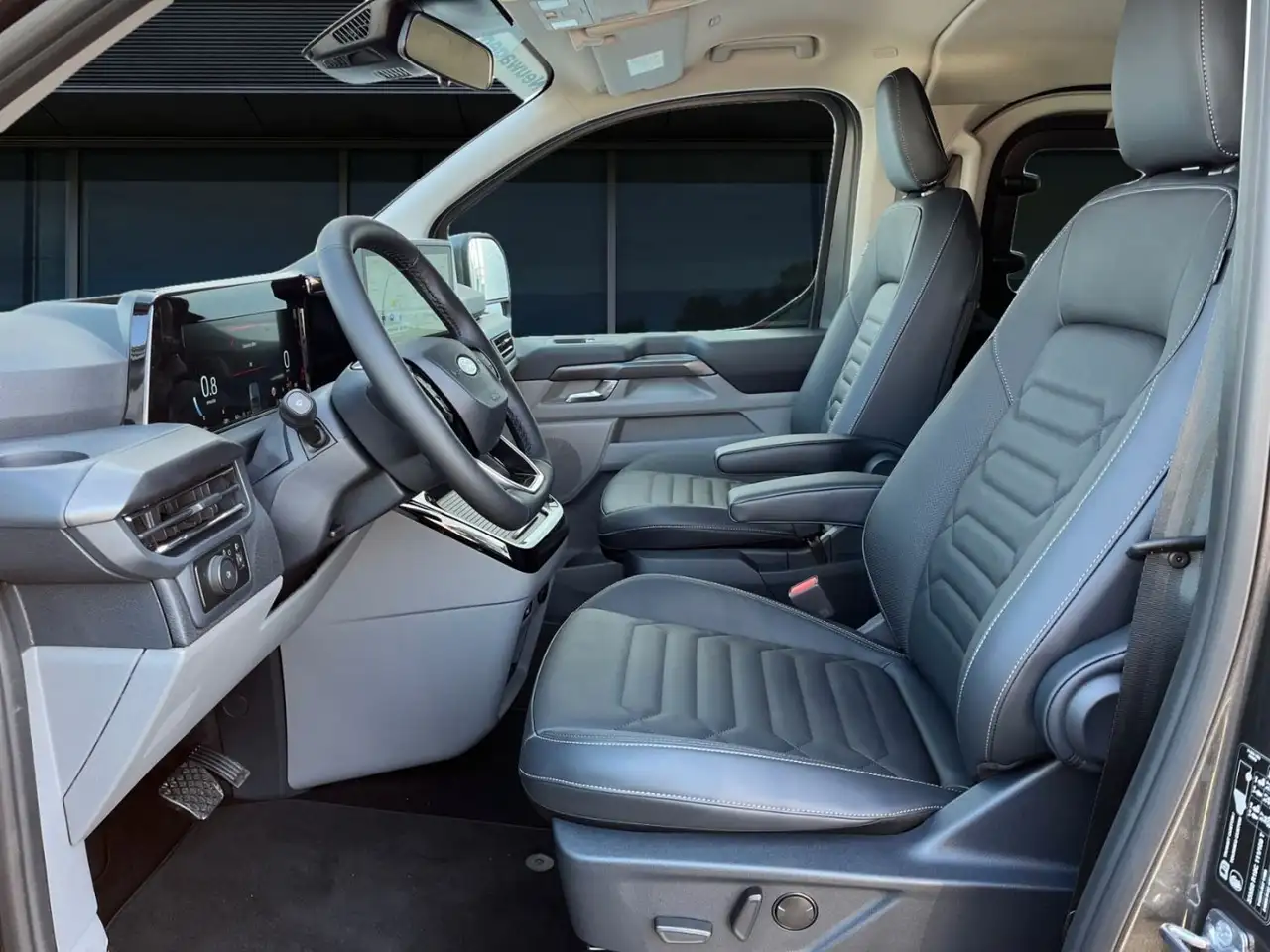 Ford Tourneo Custom 2026 — фото 20