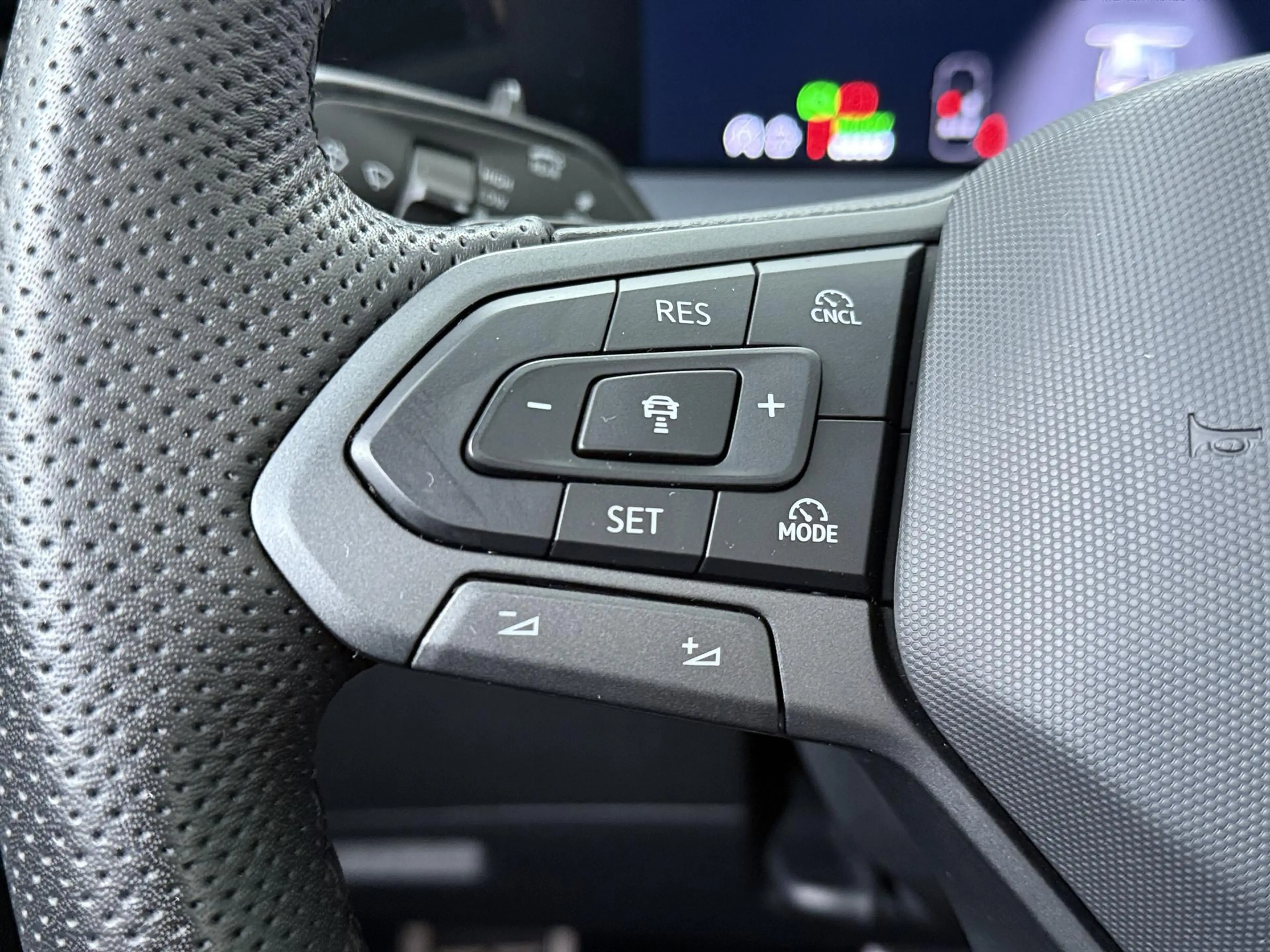 Volkswagen Tayron 1.5 eHybrid R-Line Edition | 204 PK | SoH 98% | Tr — photo 7