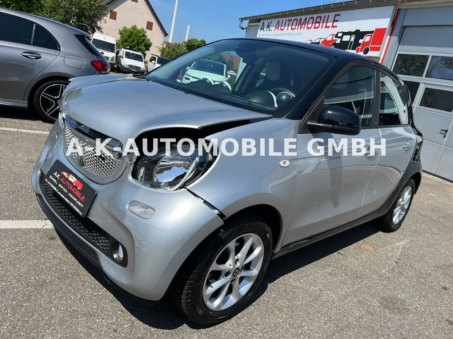 smart forFour Passion*LED*KLIMA*NAVI*SHZ*(BESCHÄDIGT)* Weiß - 1