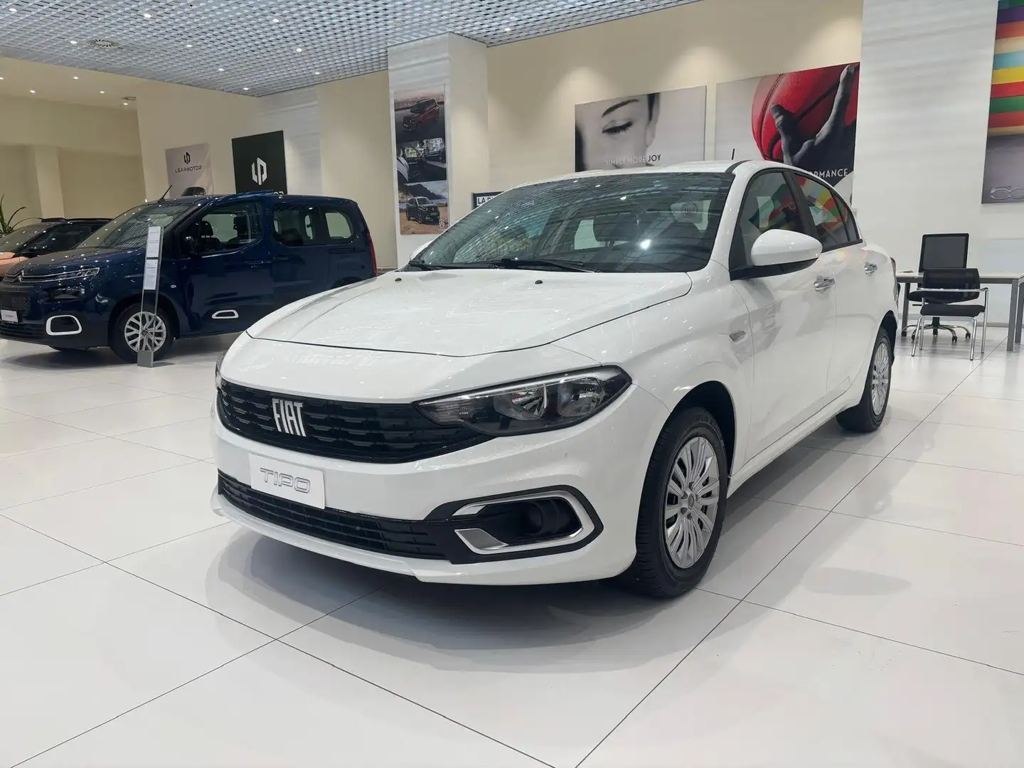 Fiat Tipo MY24 1.5 HYBRID 130CV DCT HB Bianco - 1