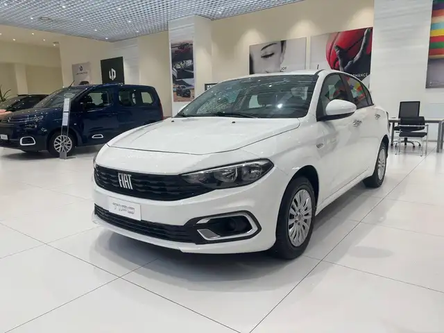 Fiat Tipo MY24 1.5 HYBRID 130CV DCT HB