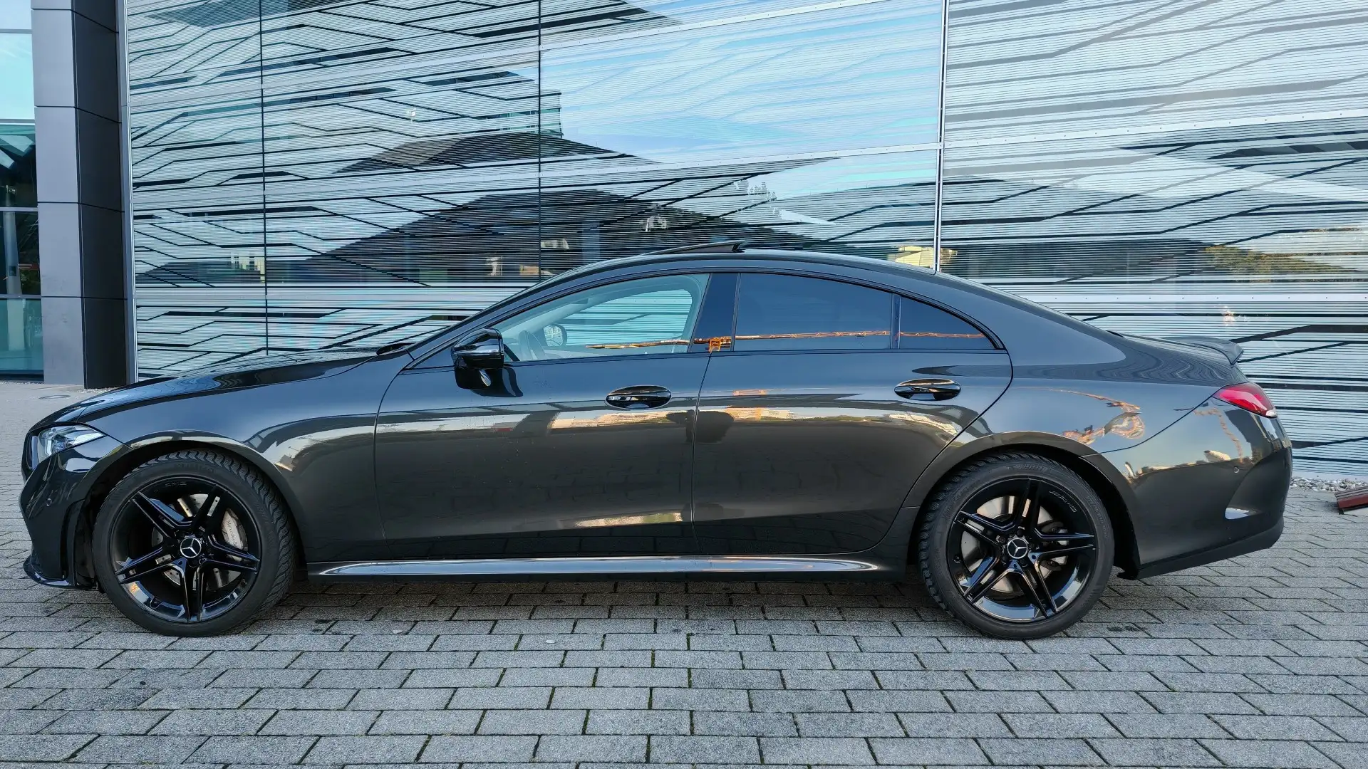 Mercedes-Benz CLS 450 4MATIC/AMG Line/ Comand/Schiebedach - 2