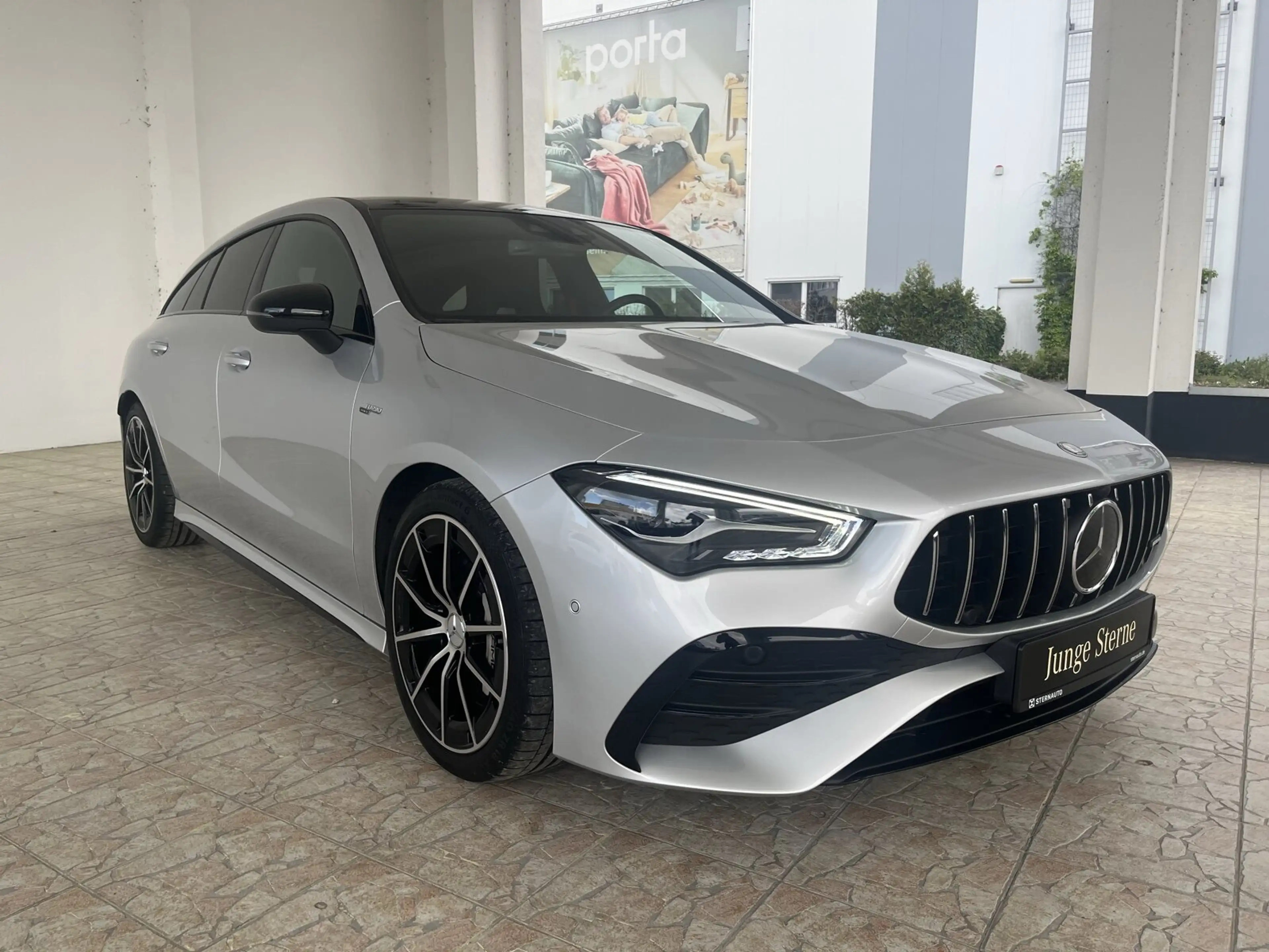 Mercedes-Benz CLA 35 AMG CLA 35 AMG 4M SB Pano.-Dach/Distronic/Kamera/LED — photo 3