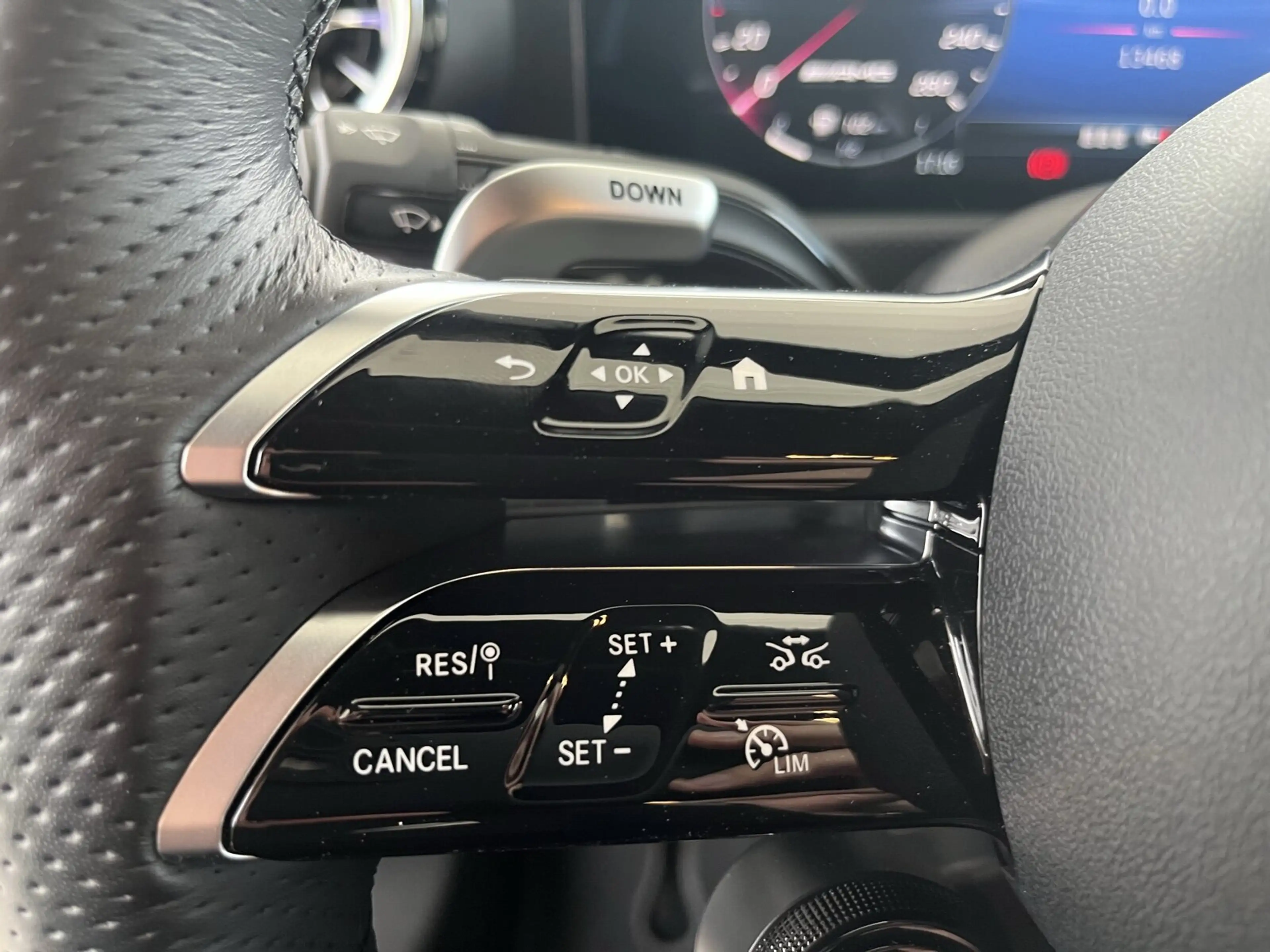 Mercedes-Benz CLA 35 AMG CLA 35 AMG 4M SB Pano.-Dach/Distronic/Kamera/LED — photo 14